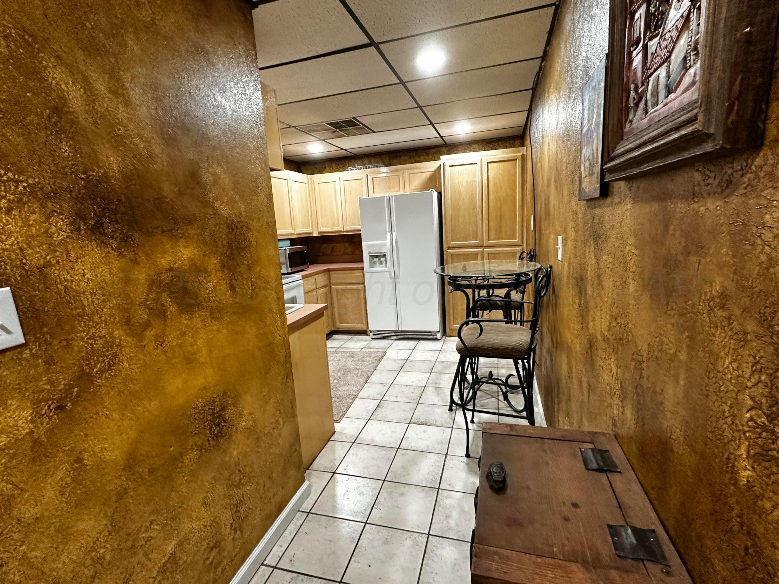 305 S Williams Street Property Photo 24