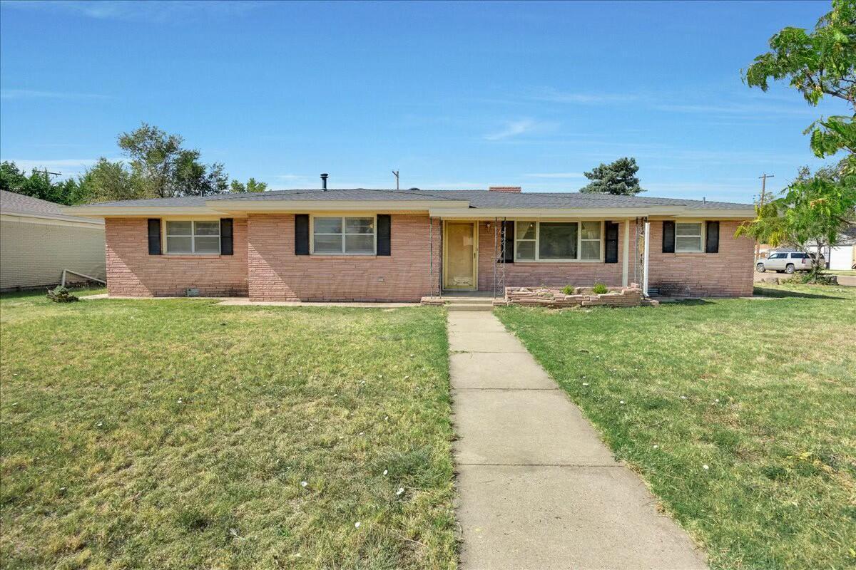 709 Franklin Avenue Property Photo