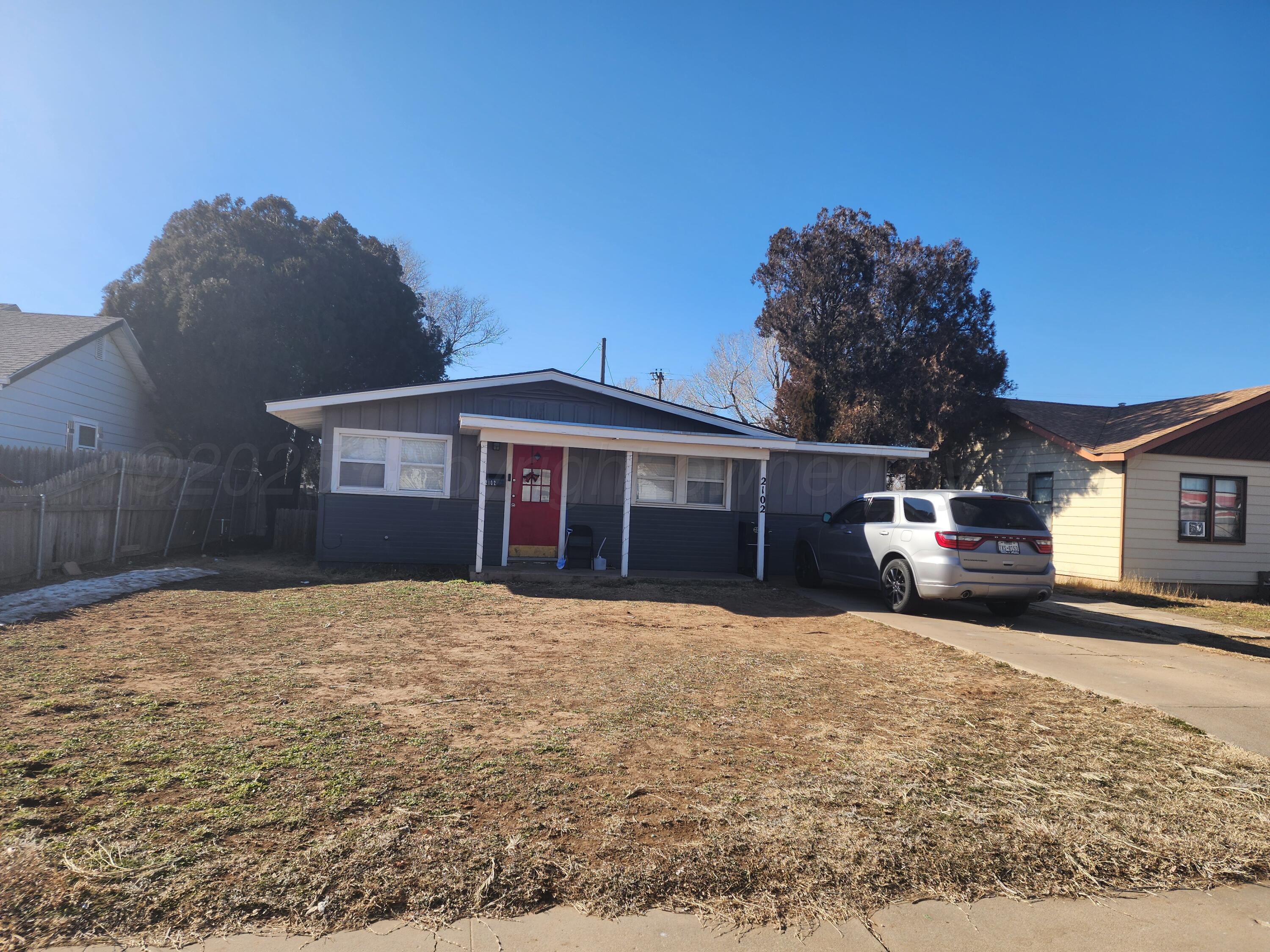 2102 S Apache Street Property Photo