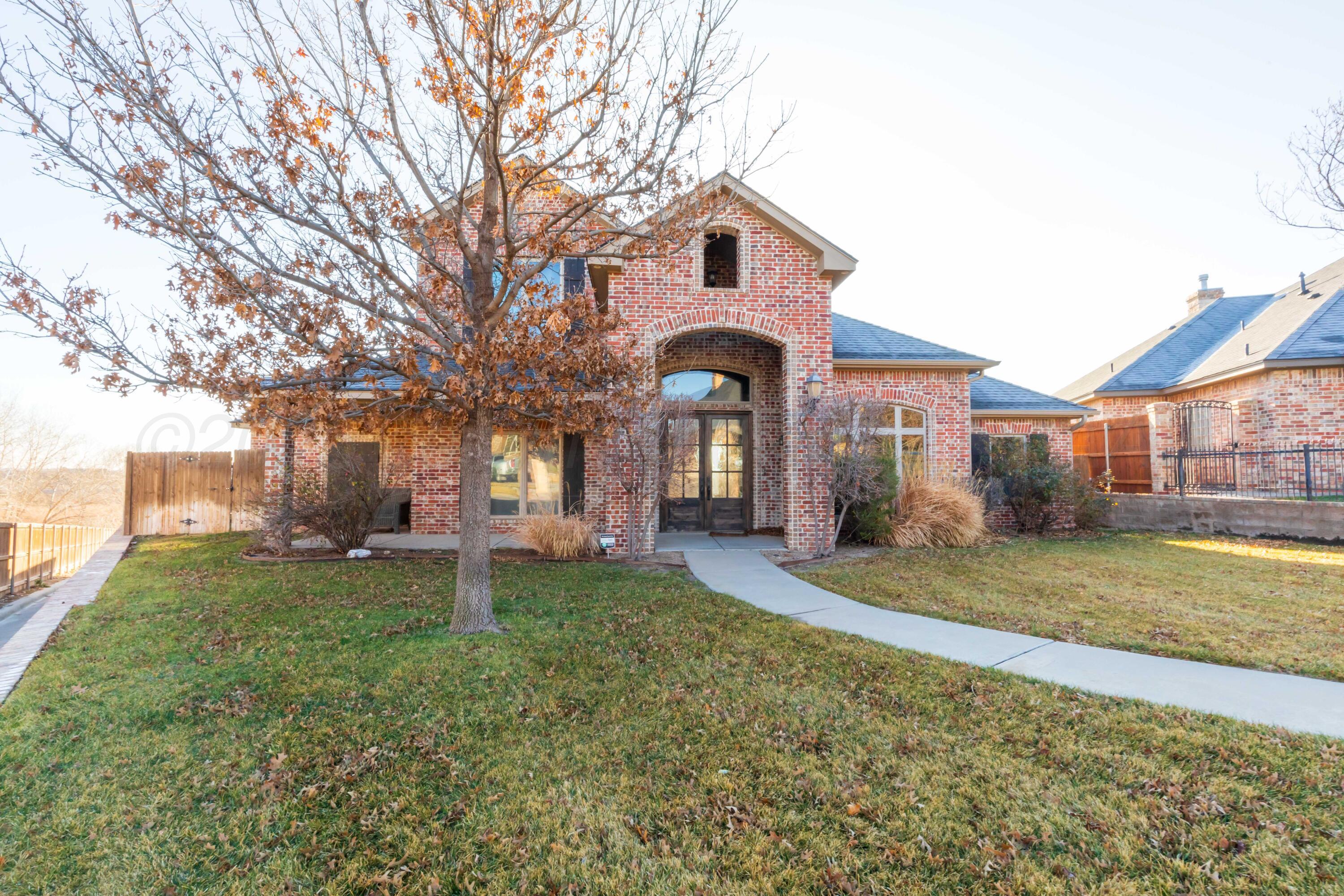 6 Stoneway Court Property Photo
