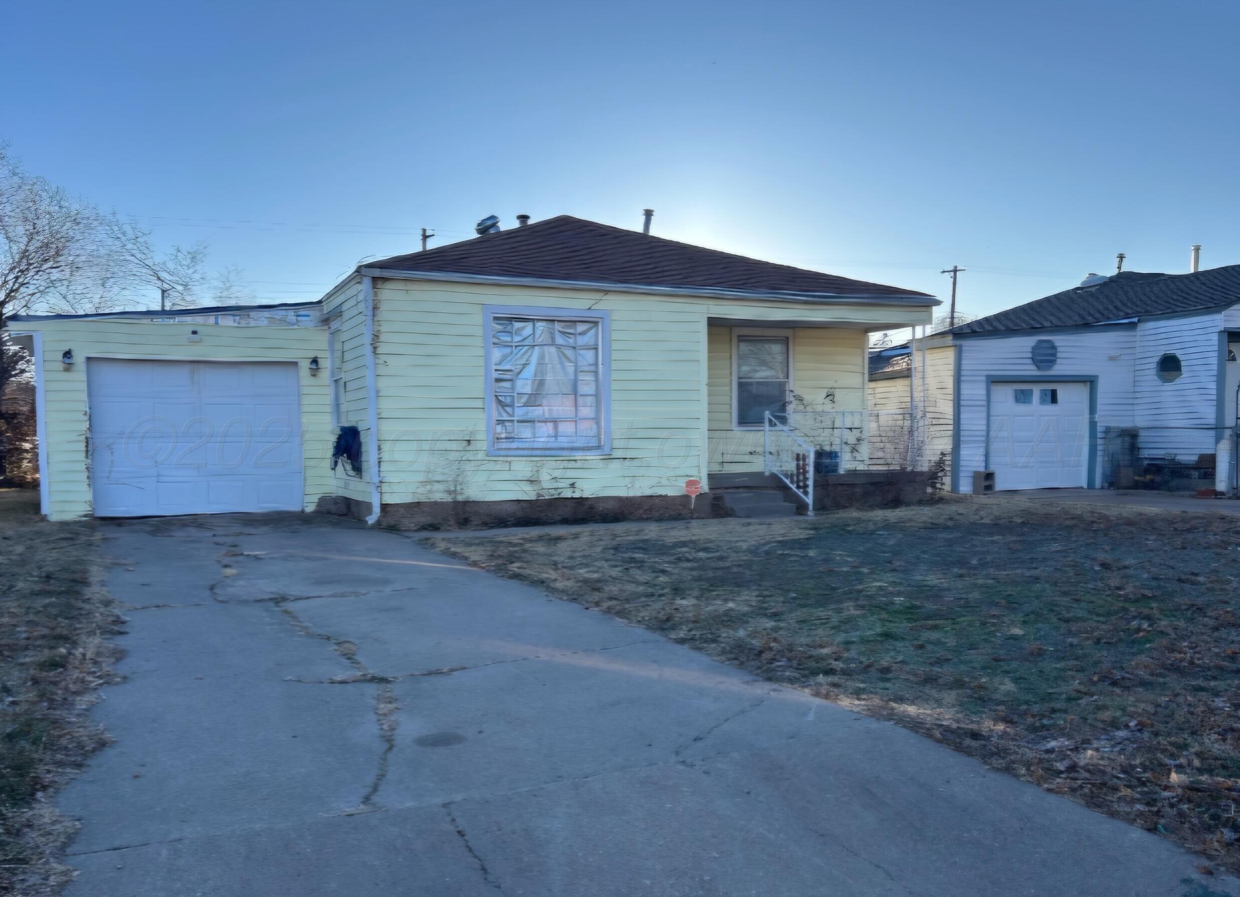 1933 S Seminole Street Property Photo