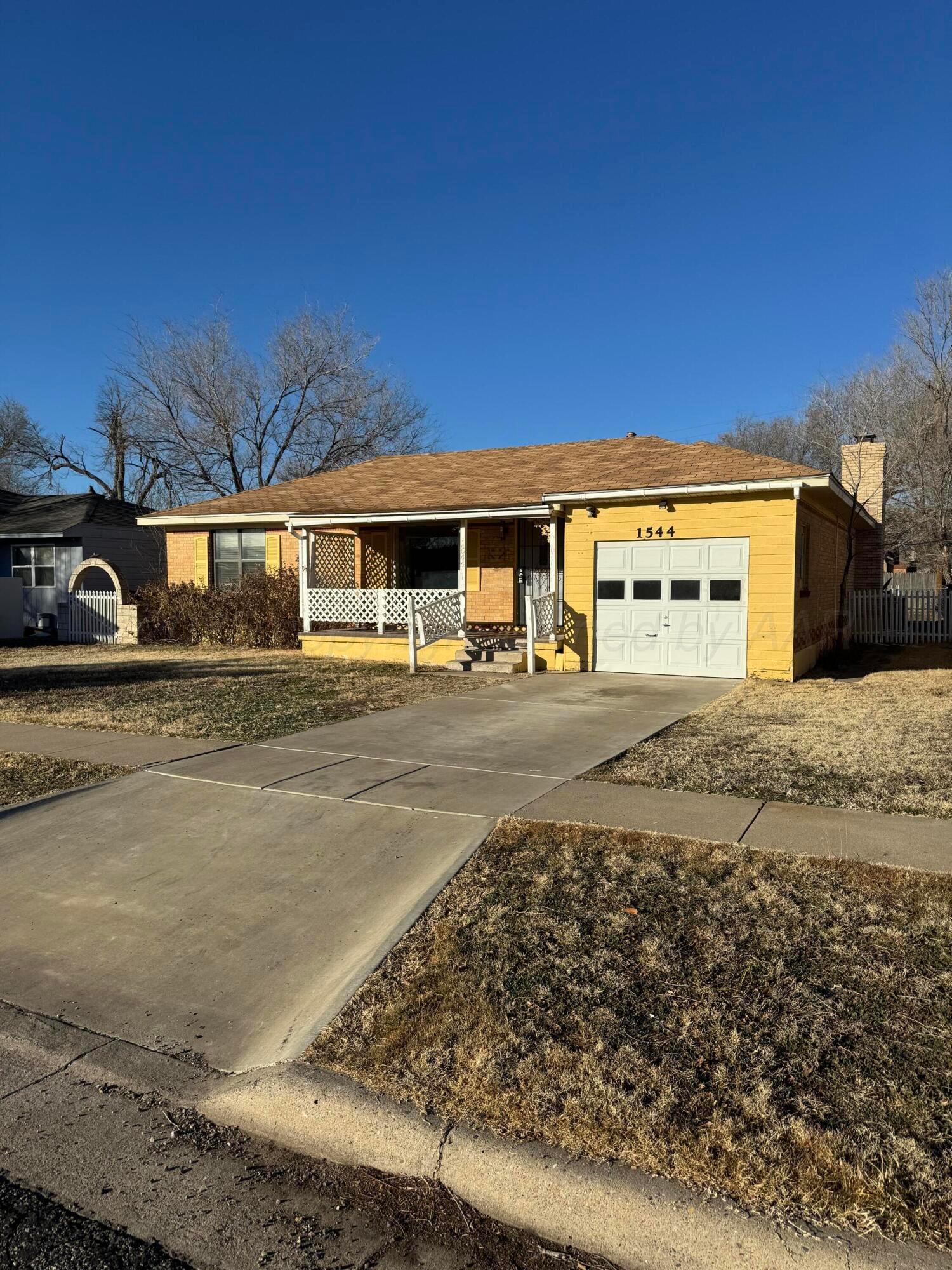 1544 Fisk Street Property Photo