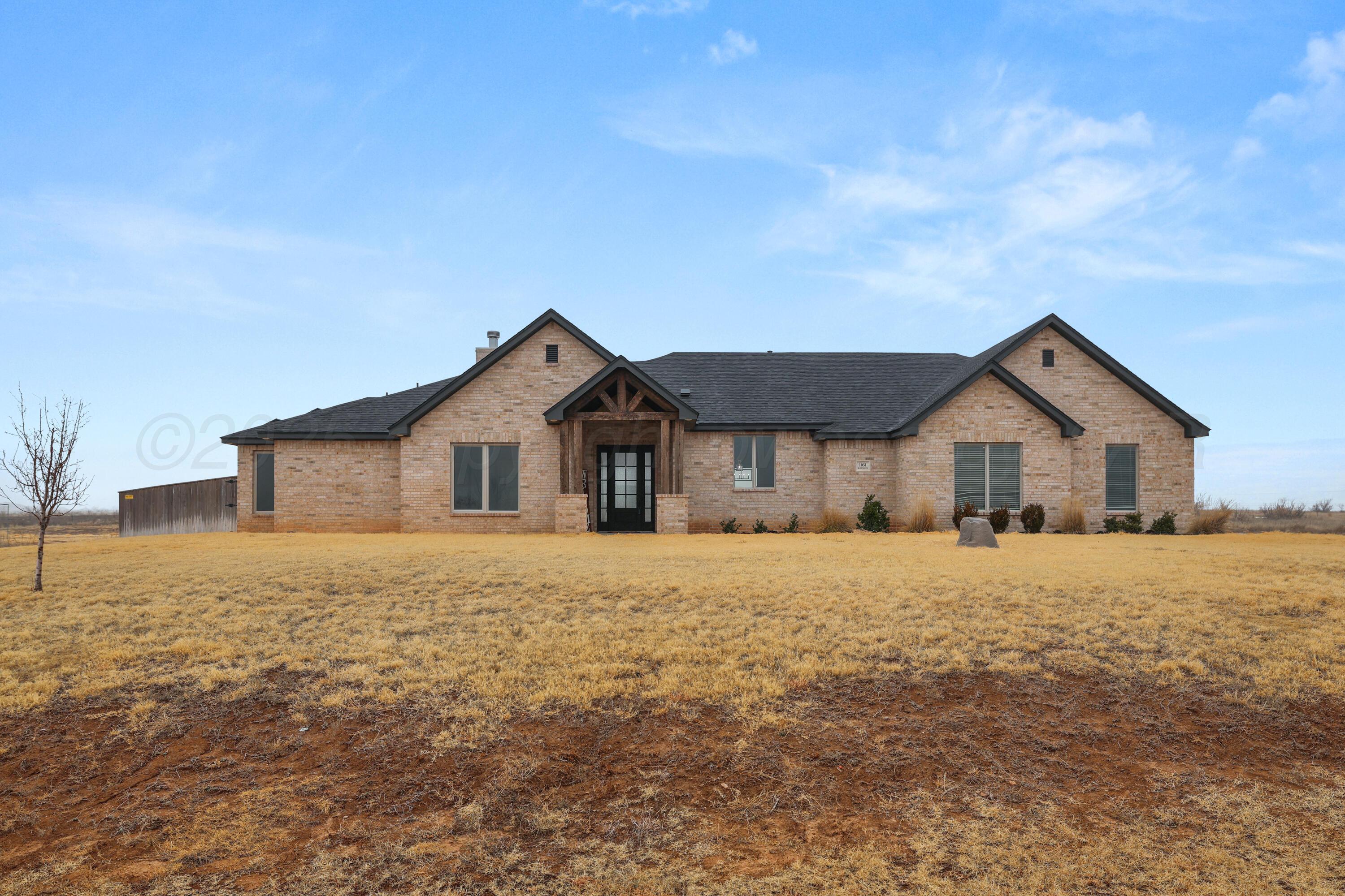 1051 Blakely Hollow Drive Property Photo 1