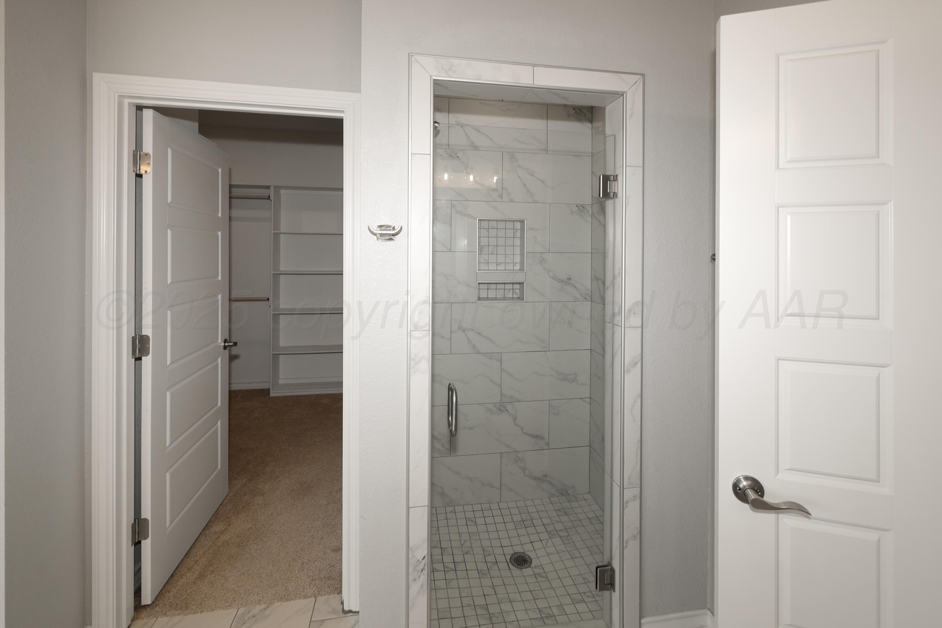 1051 Blakely Hollow Drive Property Photo 17