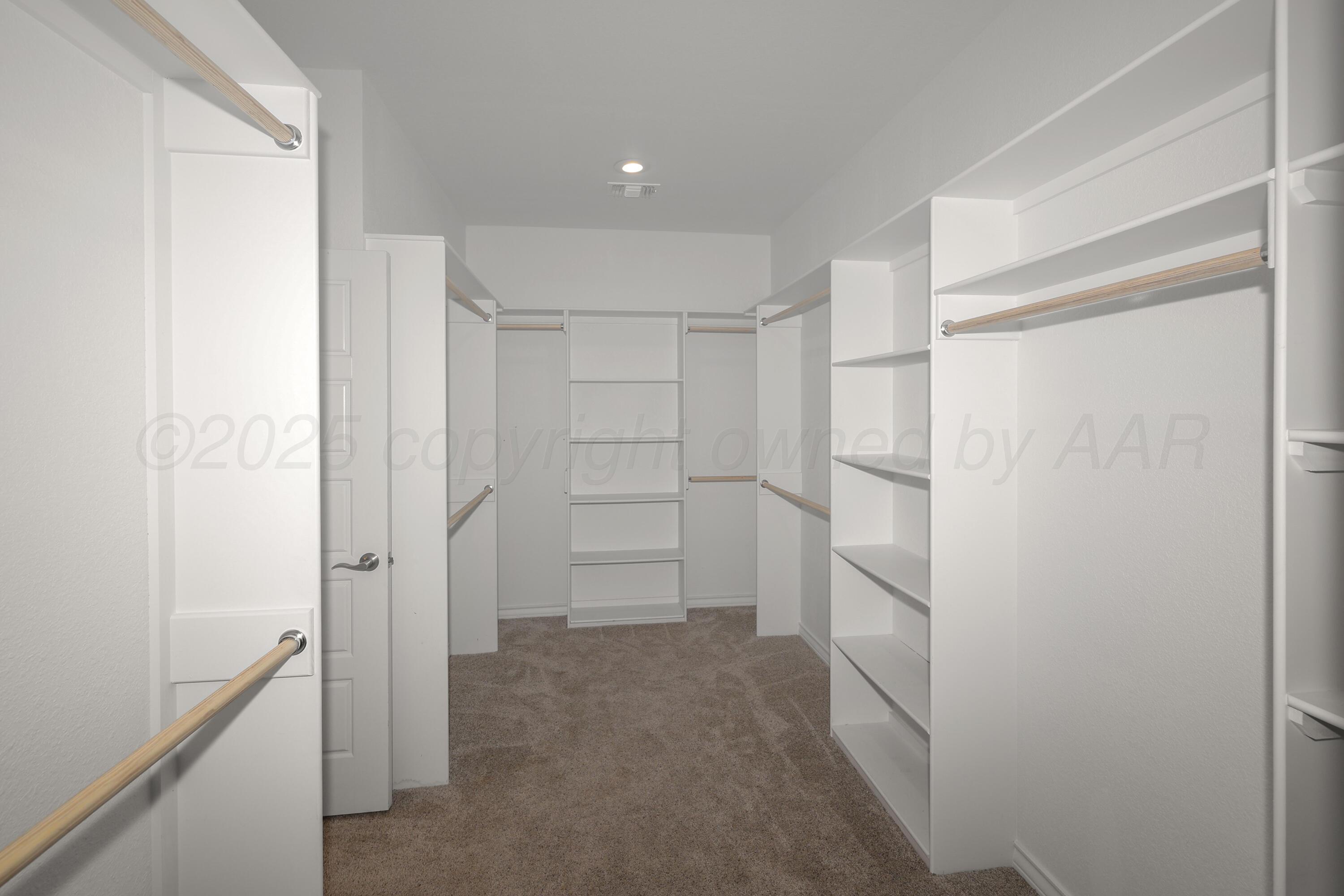 1051 Blakely Hollow Drive Property Photo 18