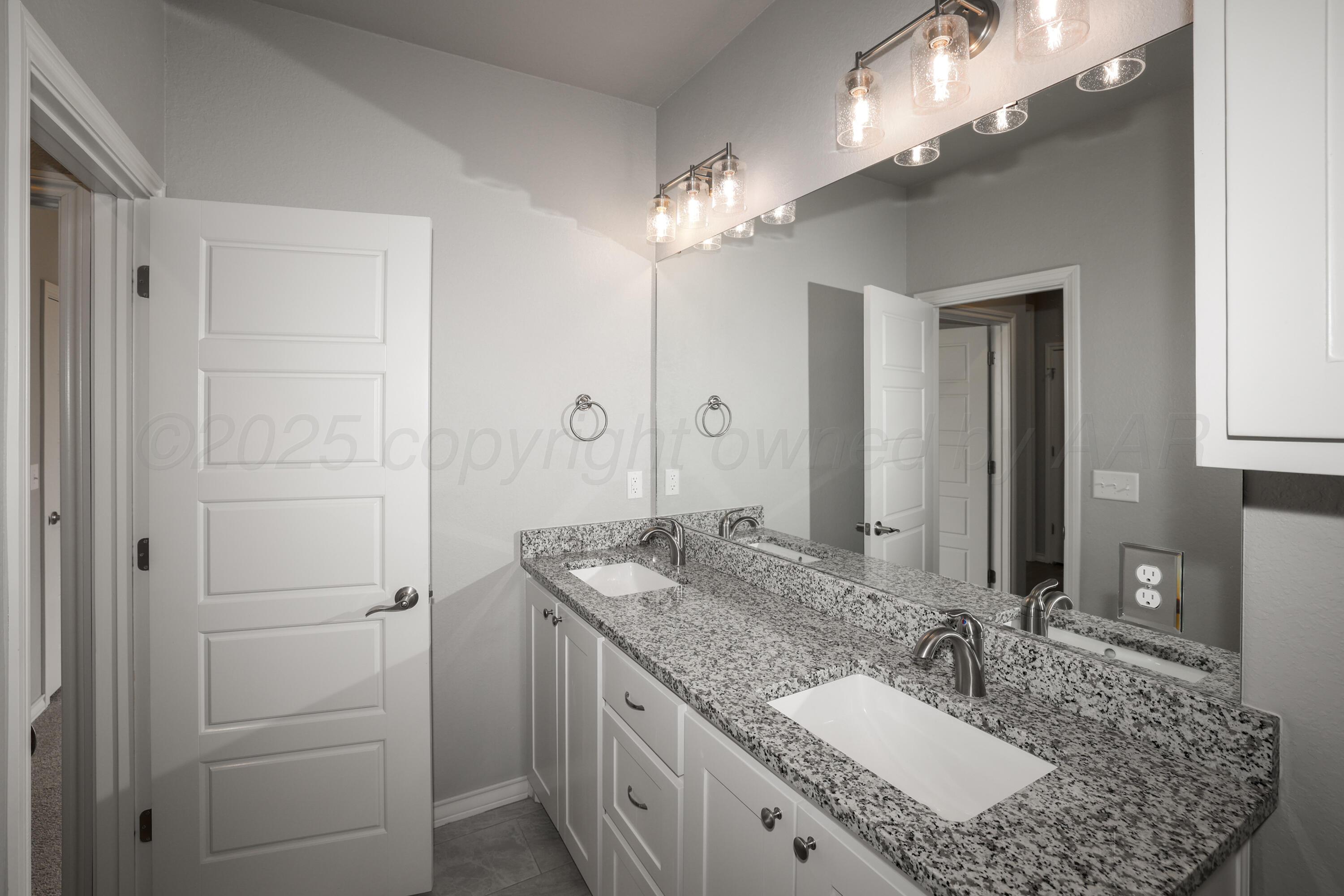 1051 Blakely Hollow Drive Property Photo 31