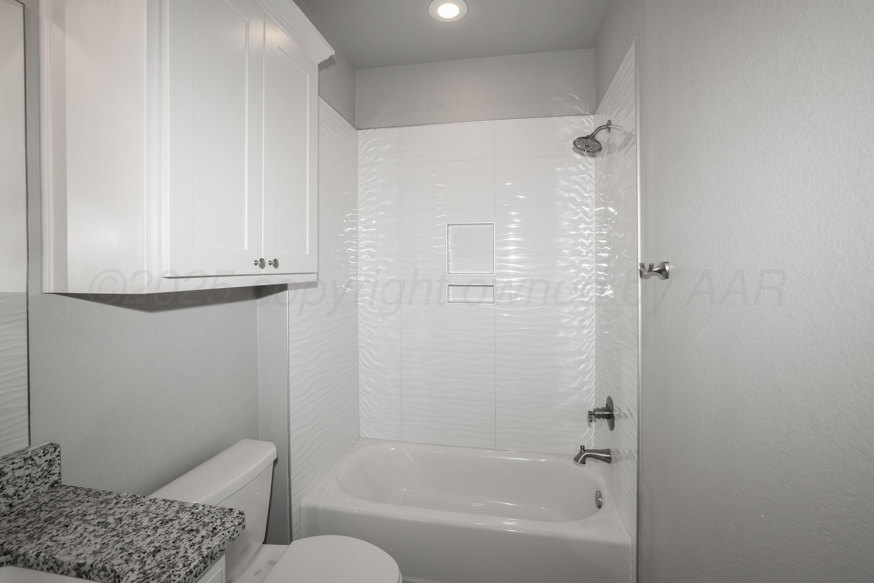 1051 Blakely Hollow Drive Property Photo 32