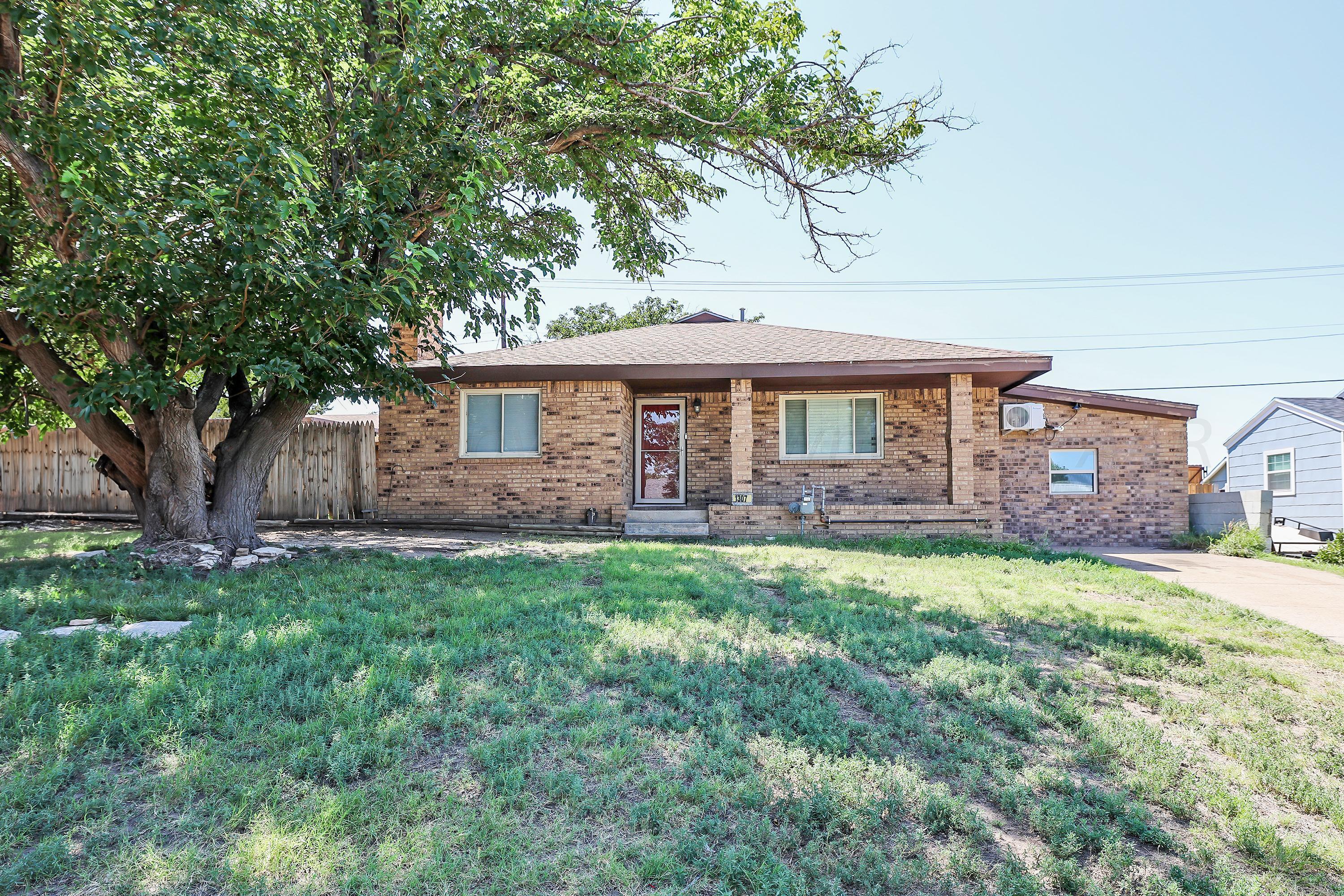 1307 Cooley Drive Property Photo