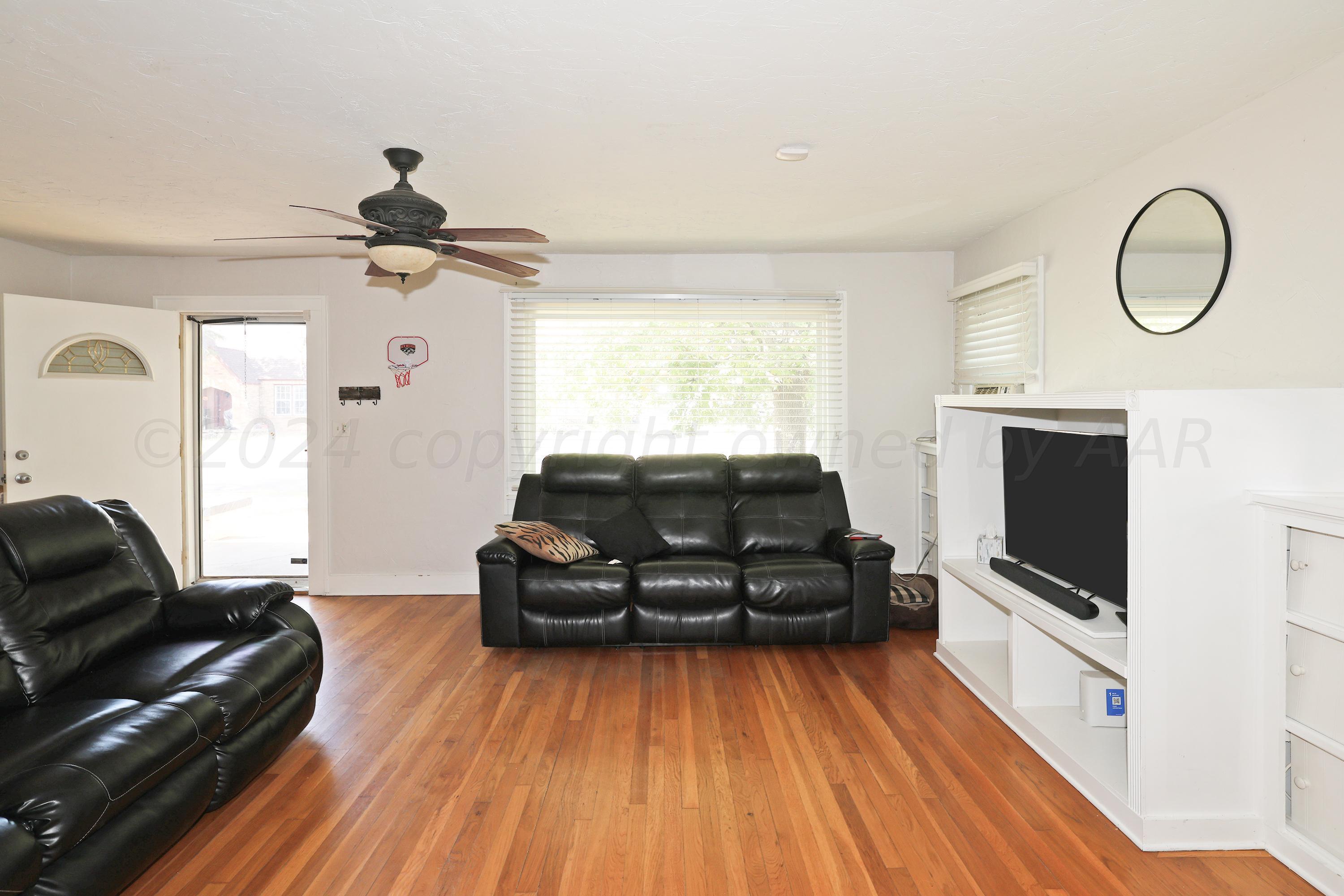 813 S Prospect Street Property Photo