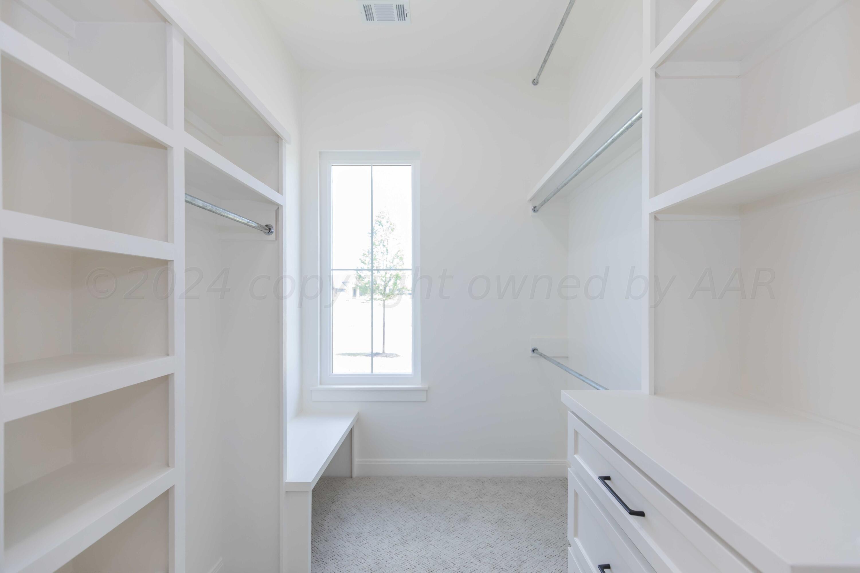 9504 Stonecrest Drive Property Photo 33