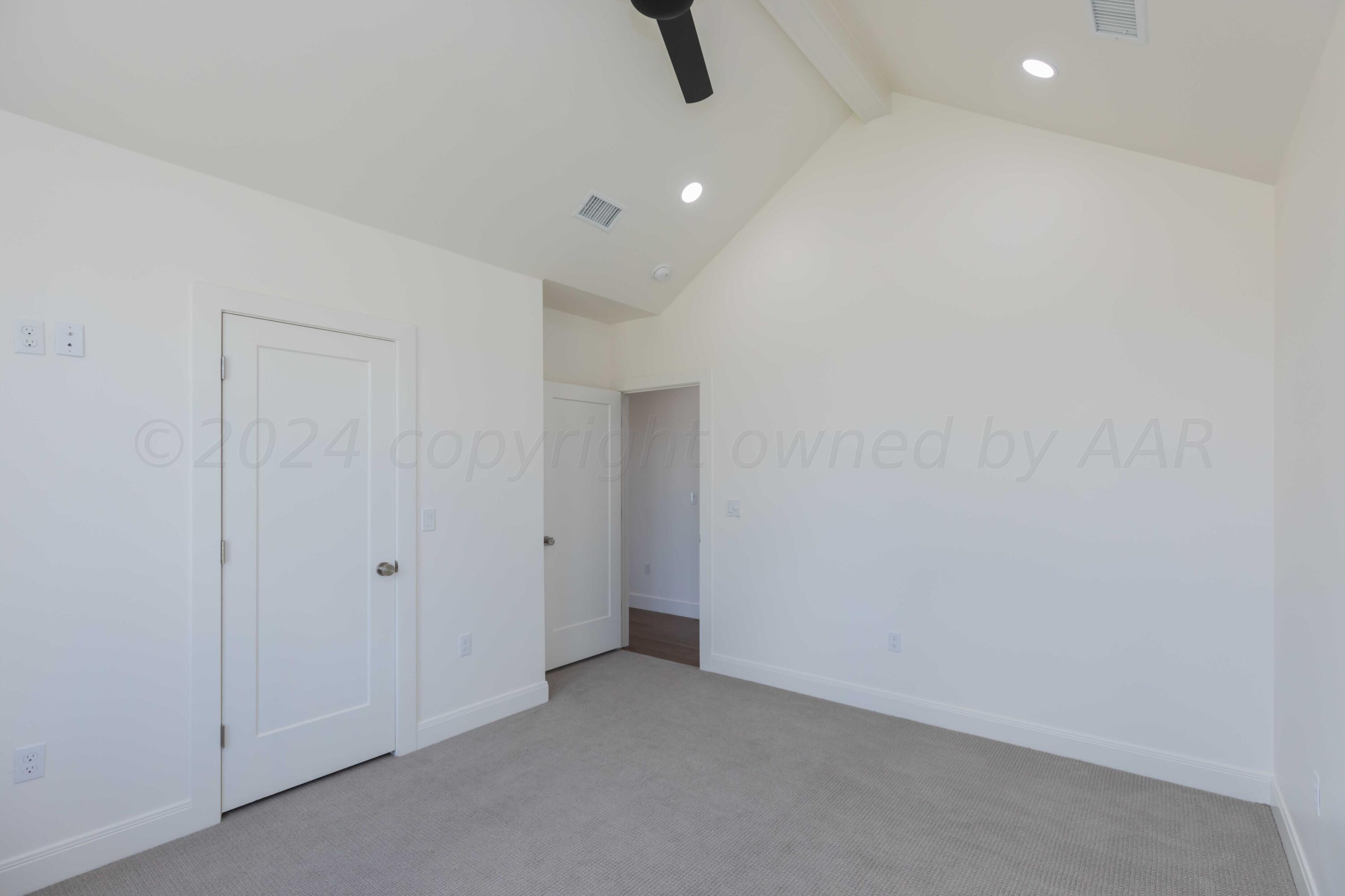 9504 Stonecrest Drive Property Photo 37