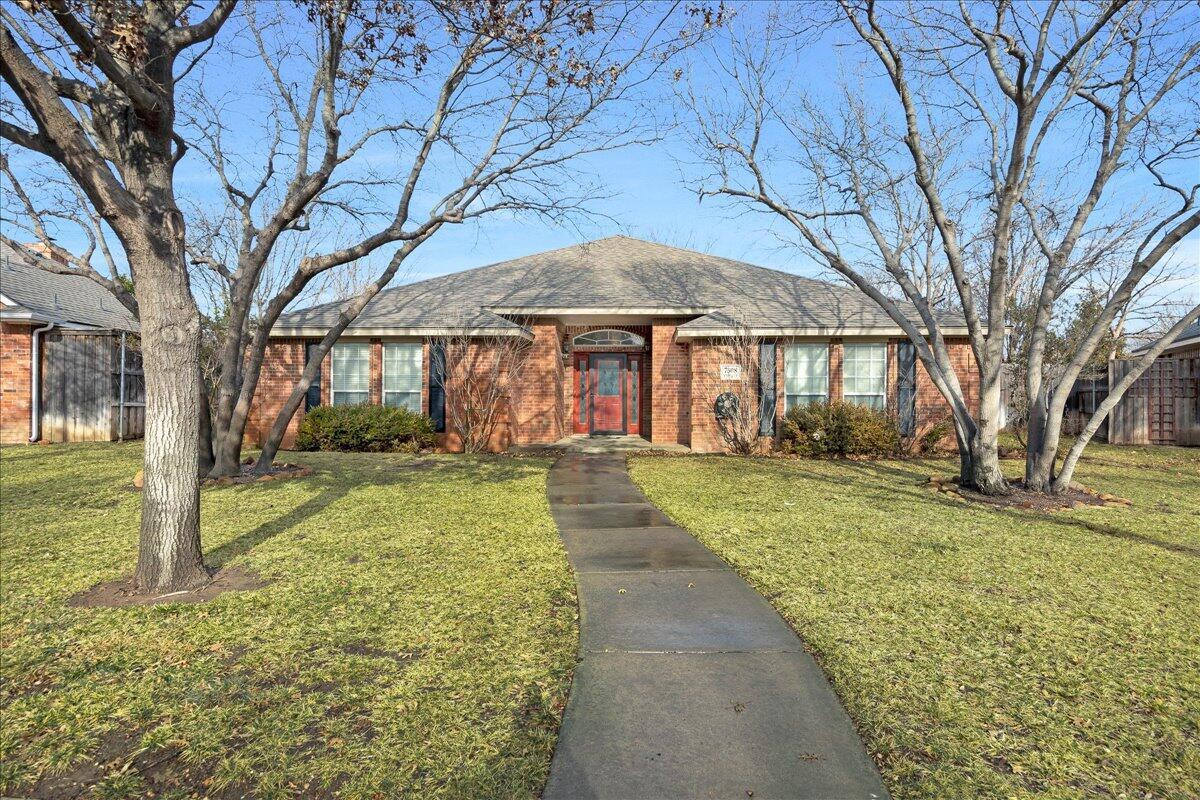 7308 Andover Property Photo 1