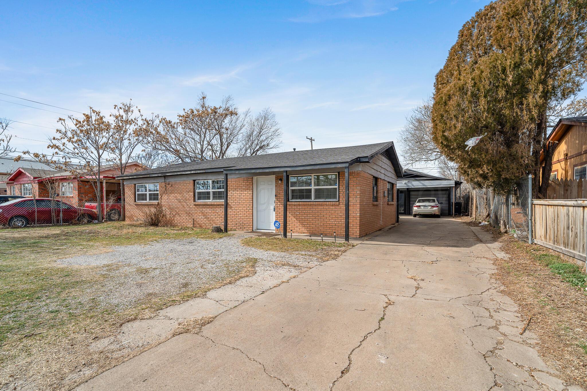 1303 Bluebell Street Property Photo