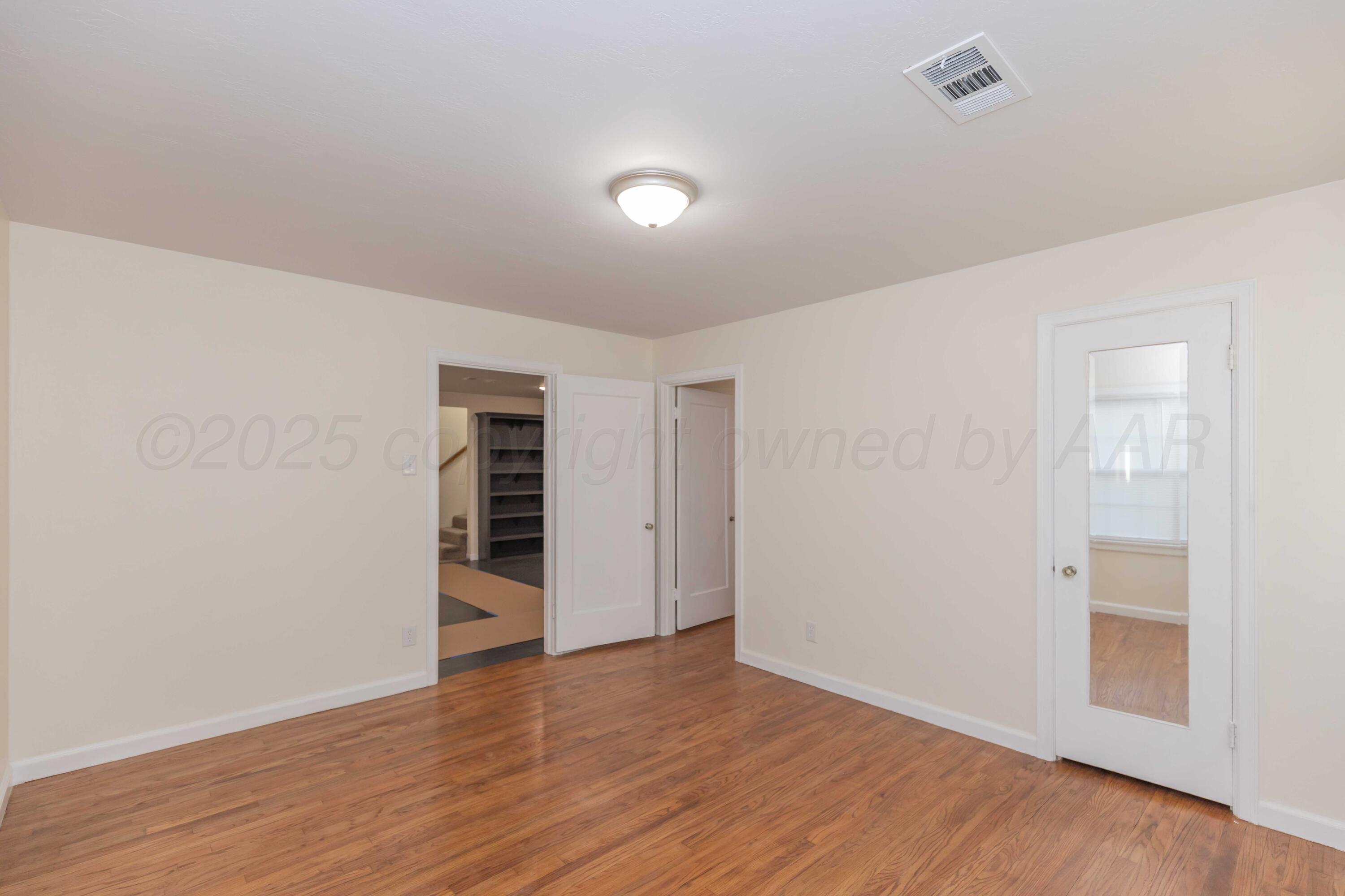 2705 S Harrison Street Property Photo 29