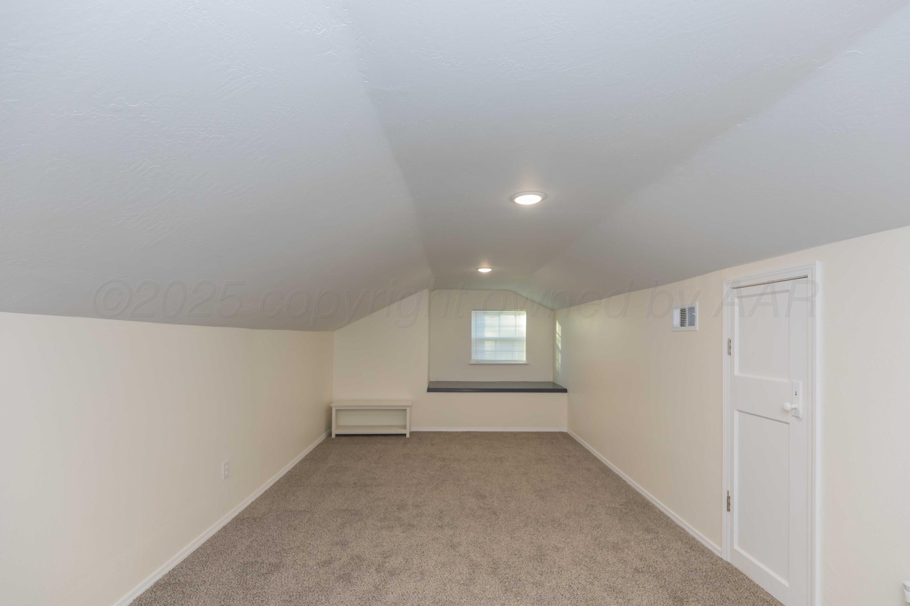 2705 S Harrison Street Property Photo 36