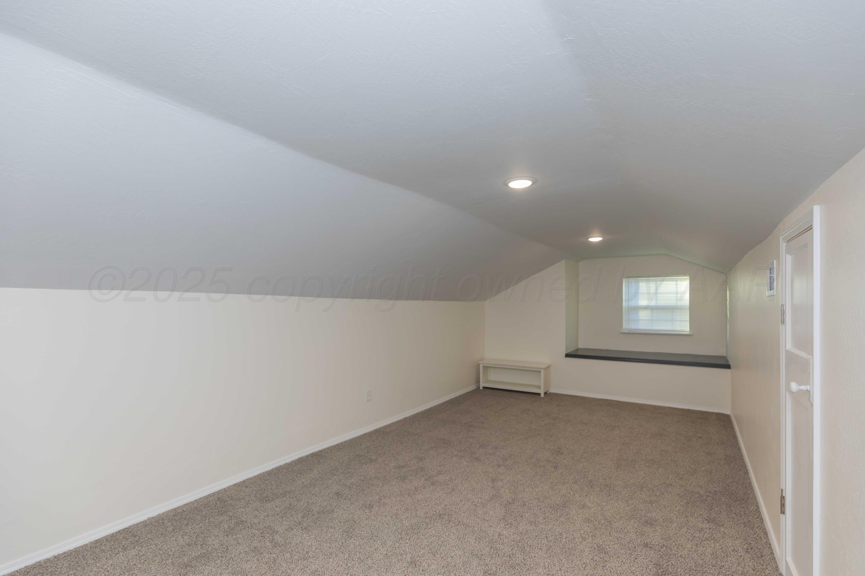 2705 S Harrison Street Property Photo 37