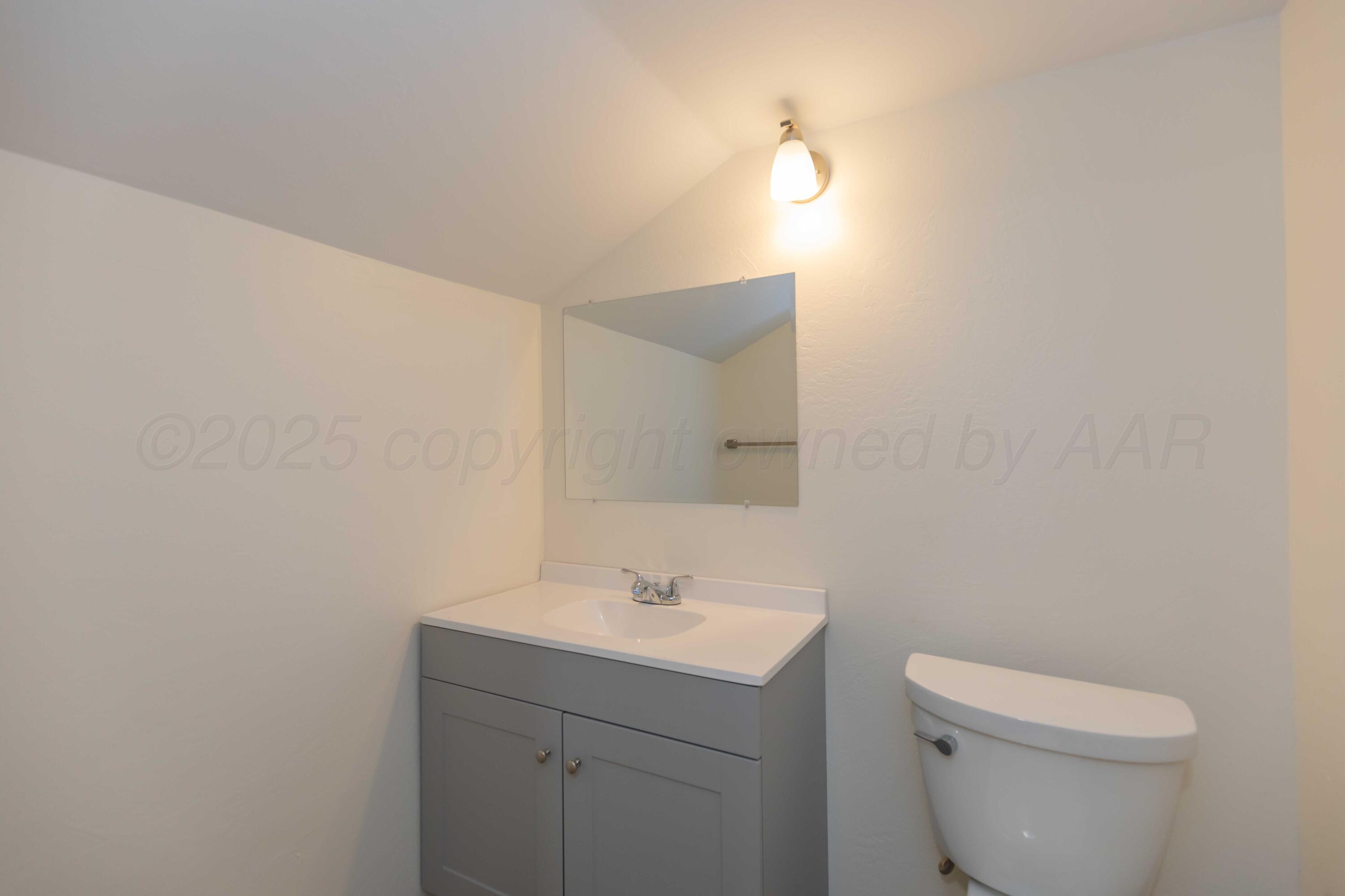 2705 S Harrison Street Property Photo 40