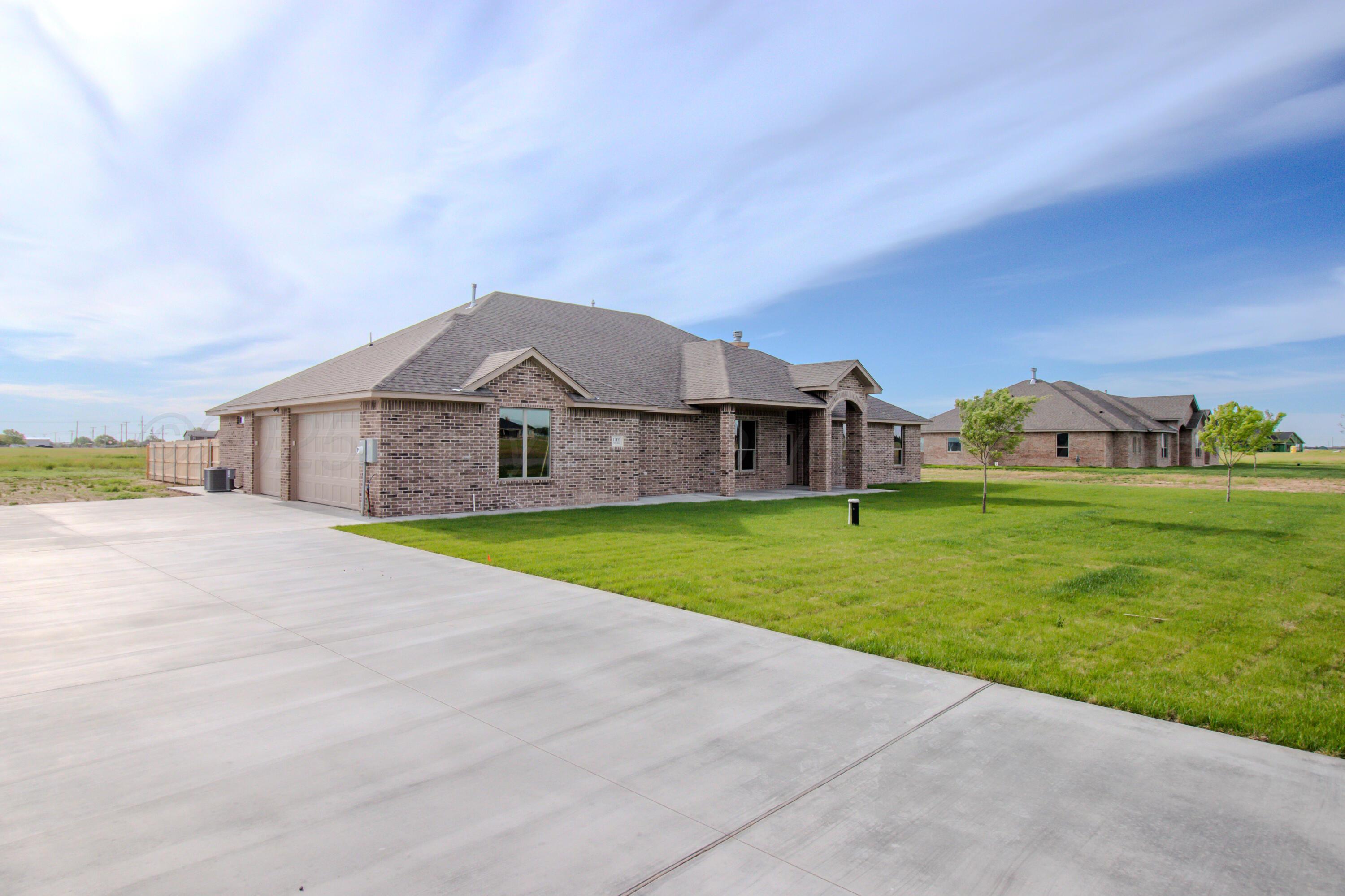 11453 Twin Hills Drive Property Photo 4