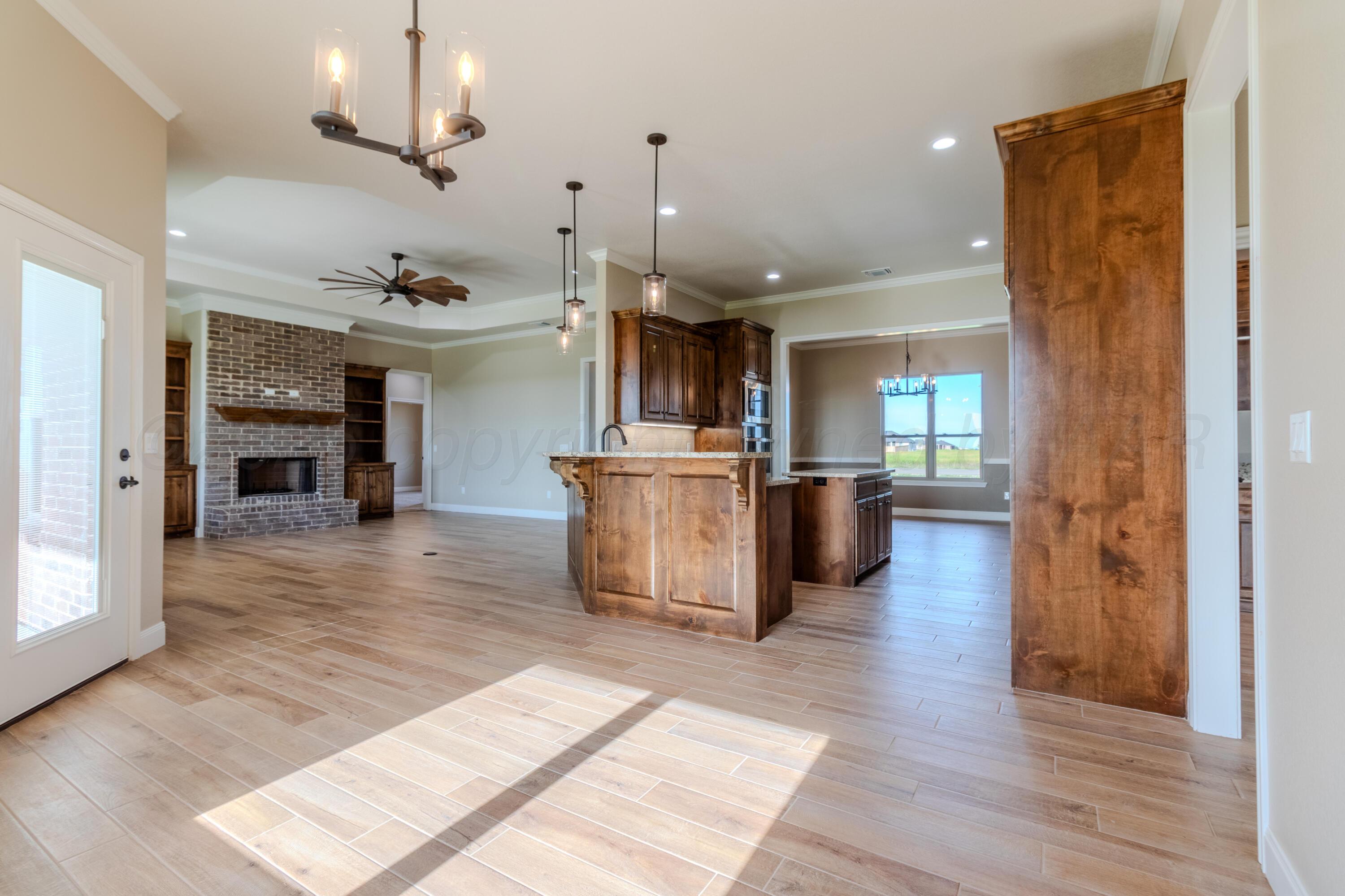 11453 Twin Hills Drive Property Photo 9