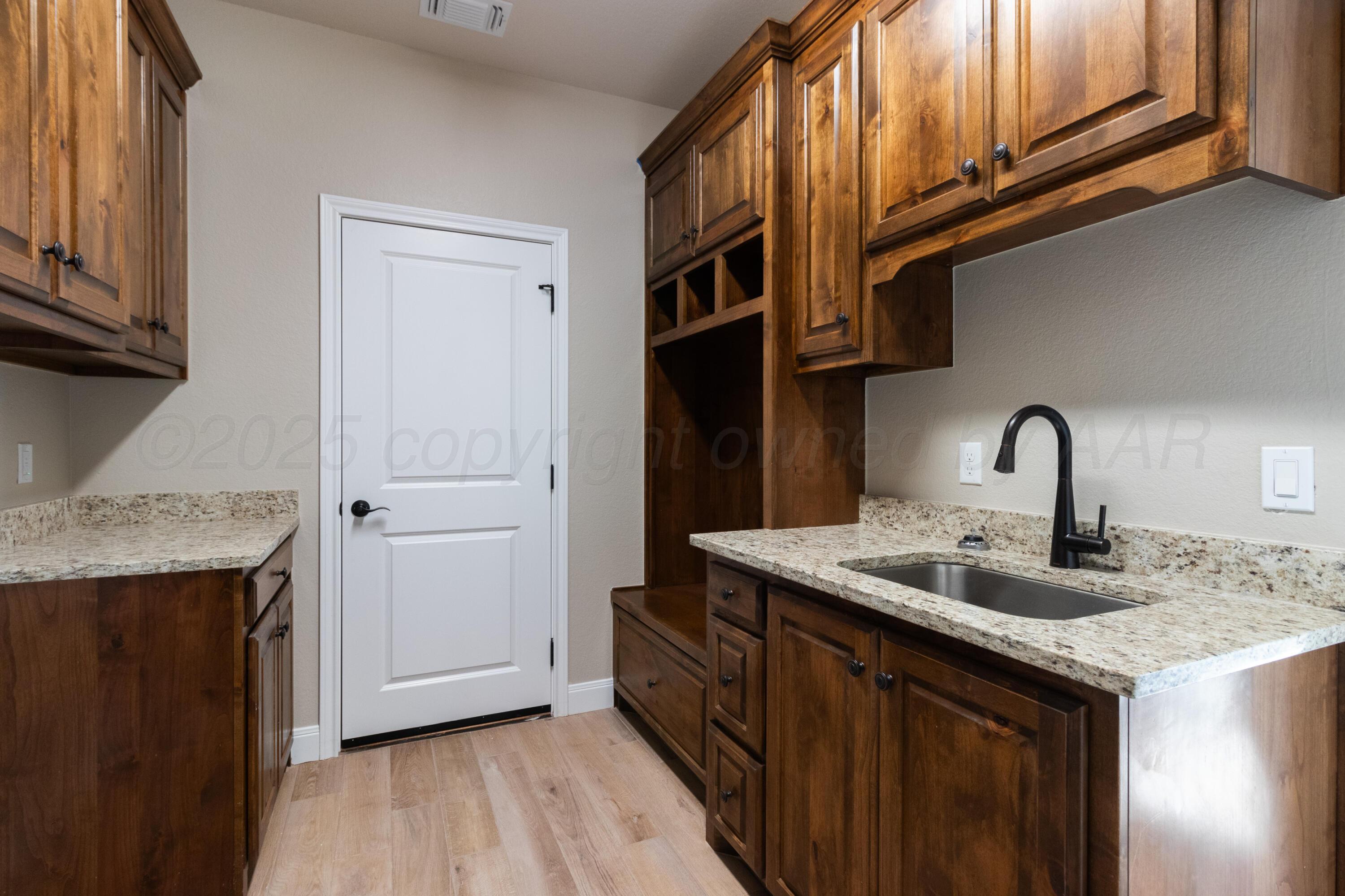 11453 Twin Hills Drive Property Photo 42