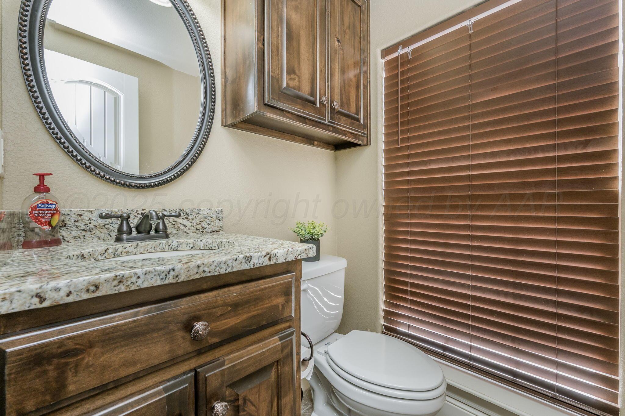 6301 Parkwood Place Property Photo 28