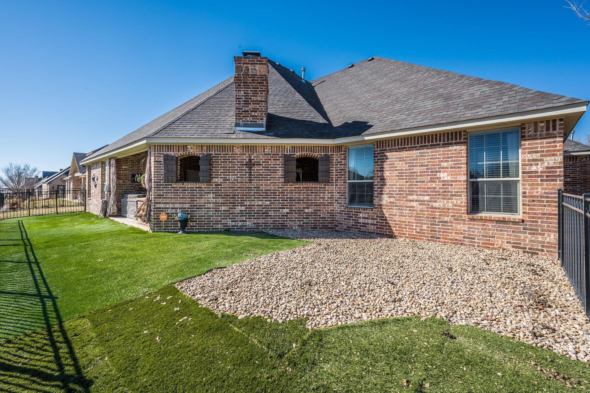 6301 Parkwood Place Property Photo 35