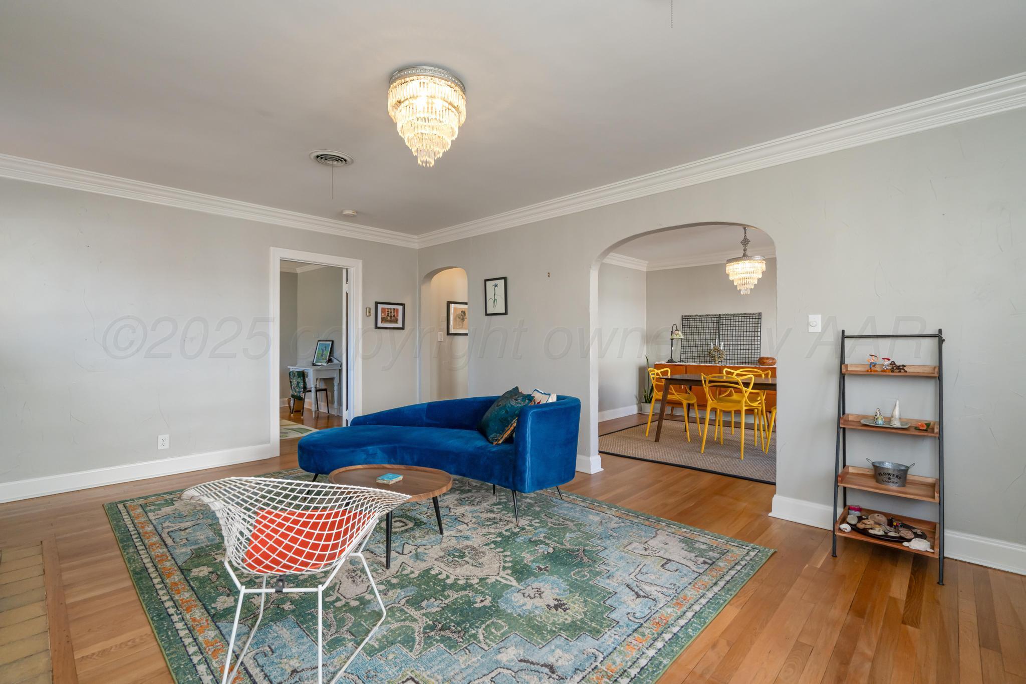 2404 S Ong Street Property Photo 5