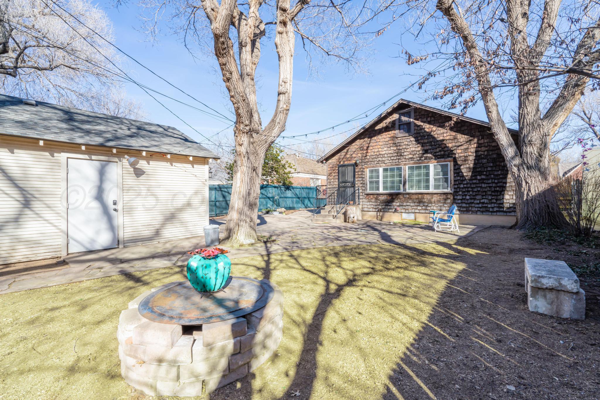 2404 S Ong Street Property Photo 33