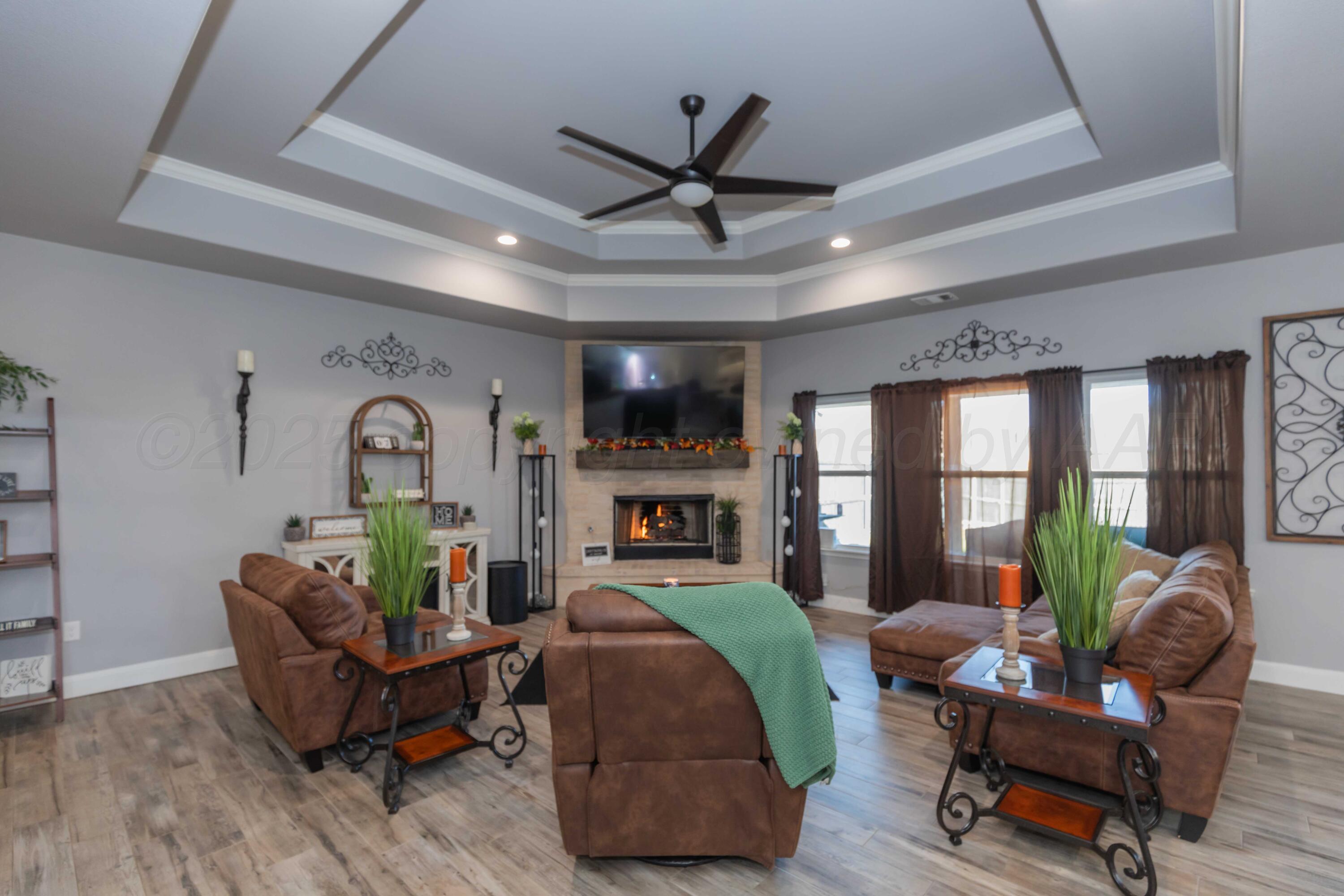 2804 Knoll Drive Property Photo 4