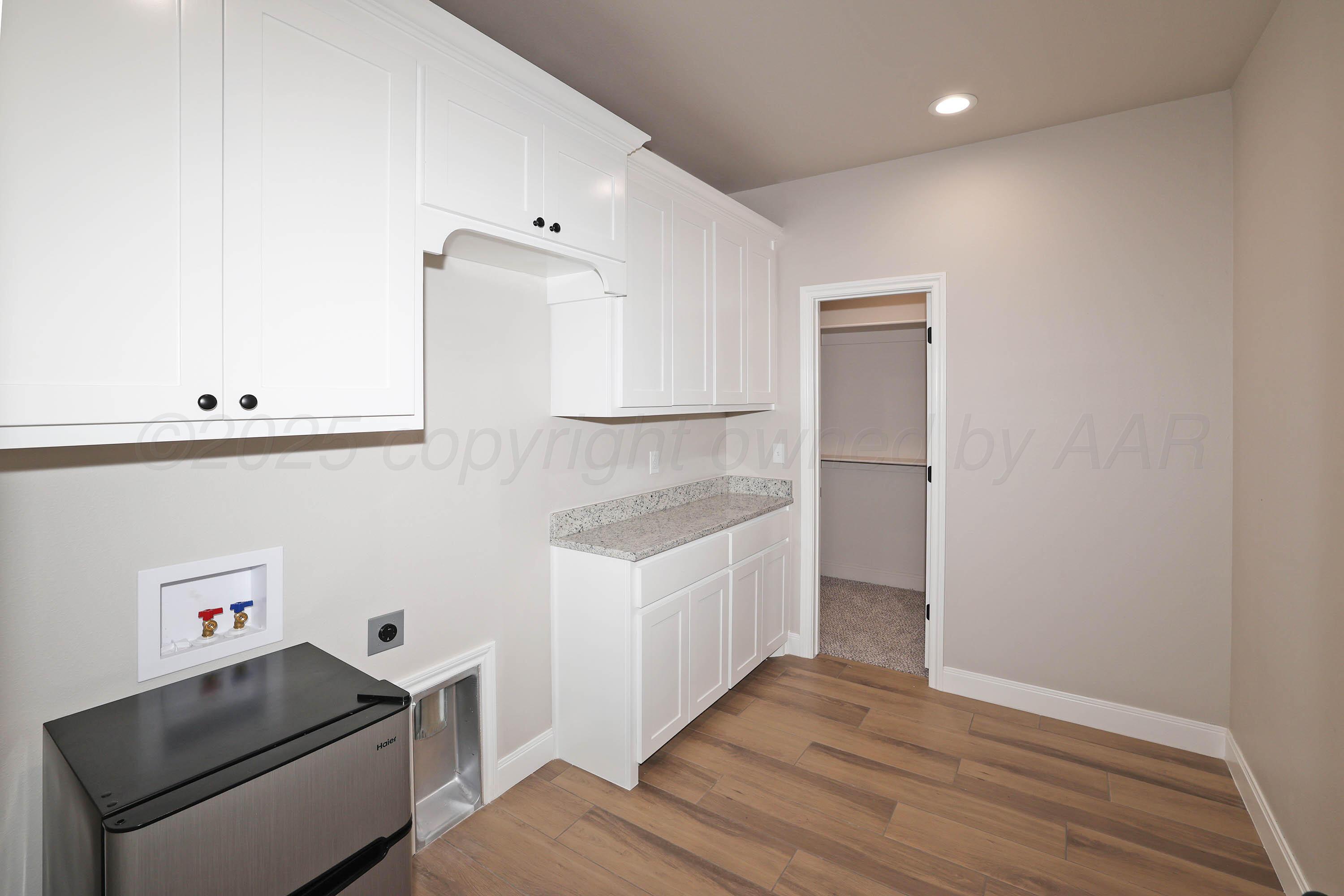 9881 Highland Springs Drive Property Photo 29