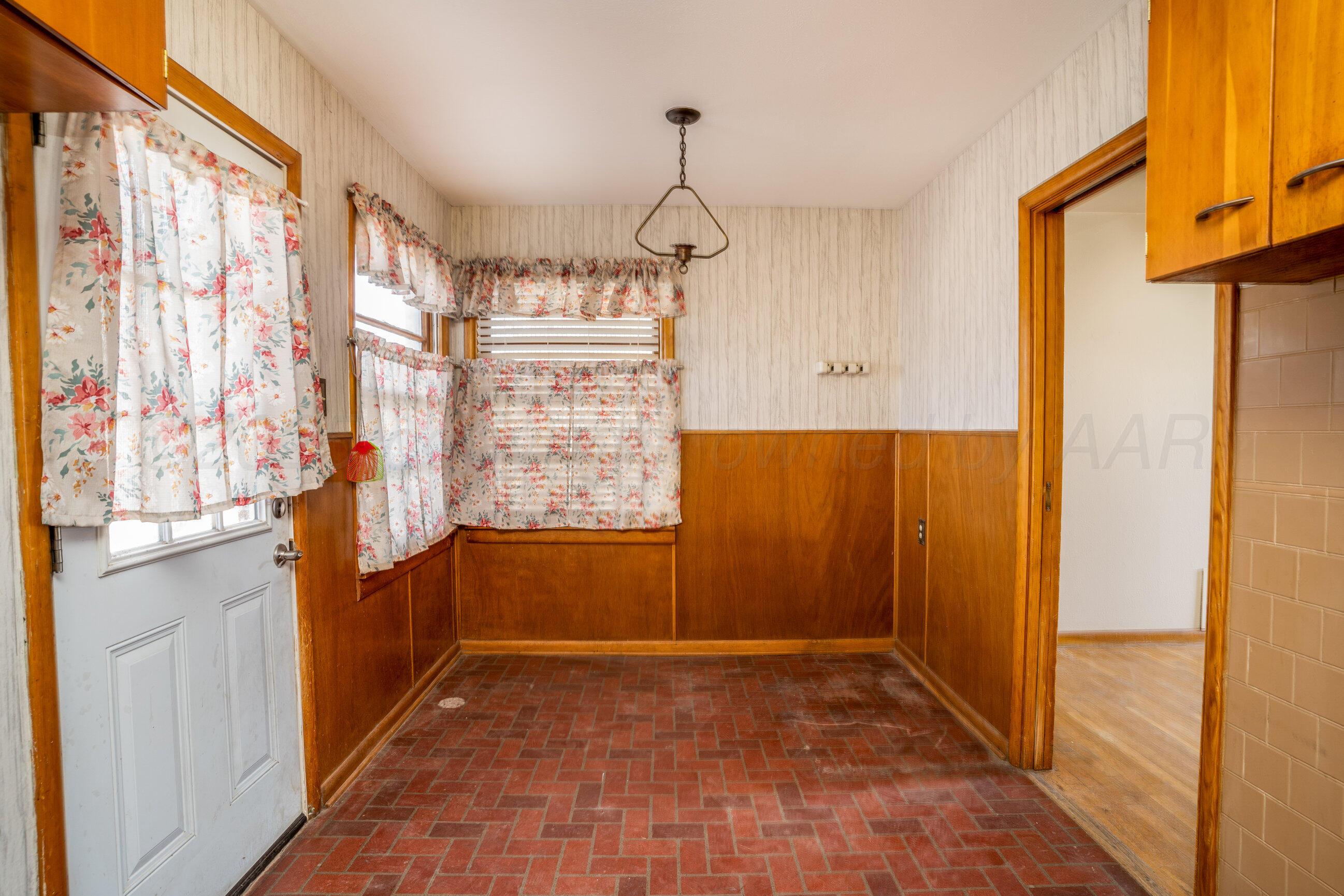 1536 Wells Street Property Photo 7