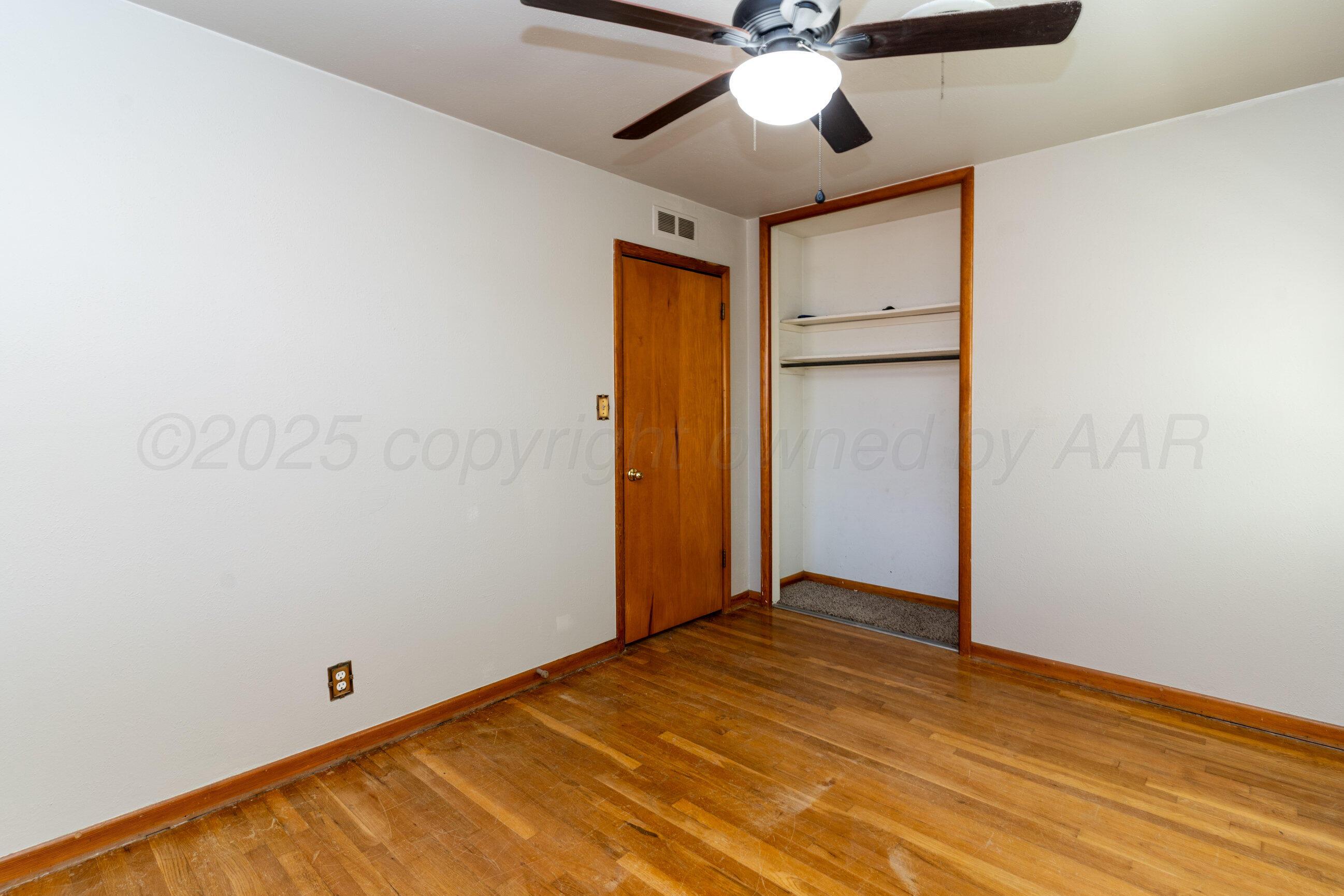 1536 Wells Street Property Photo 11