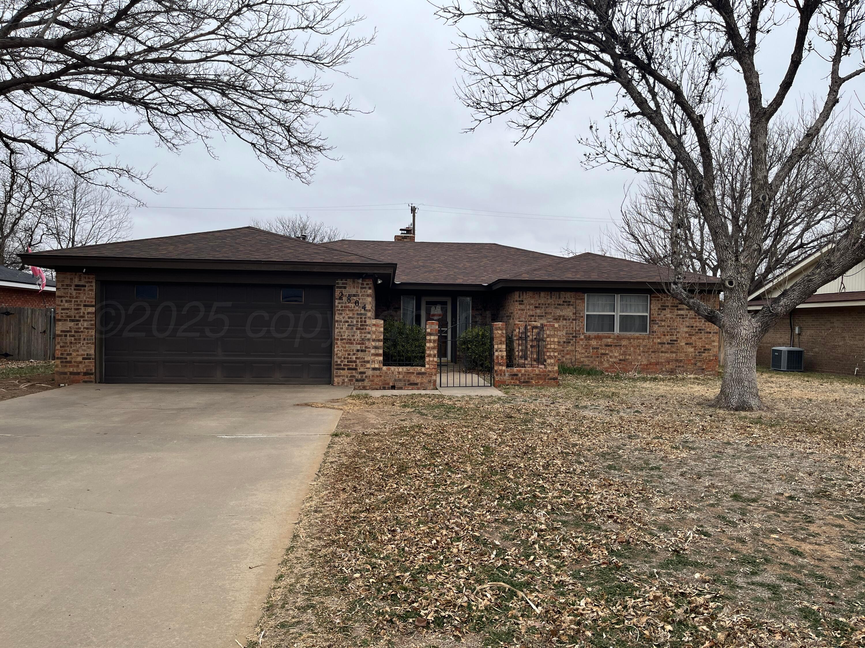 2804 John Drive Property Photo