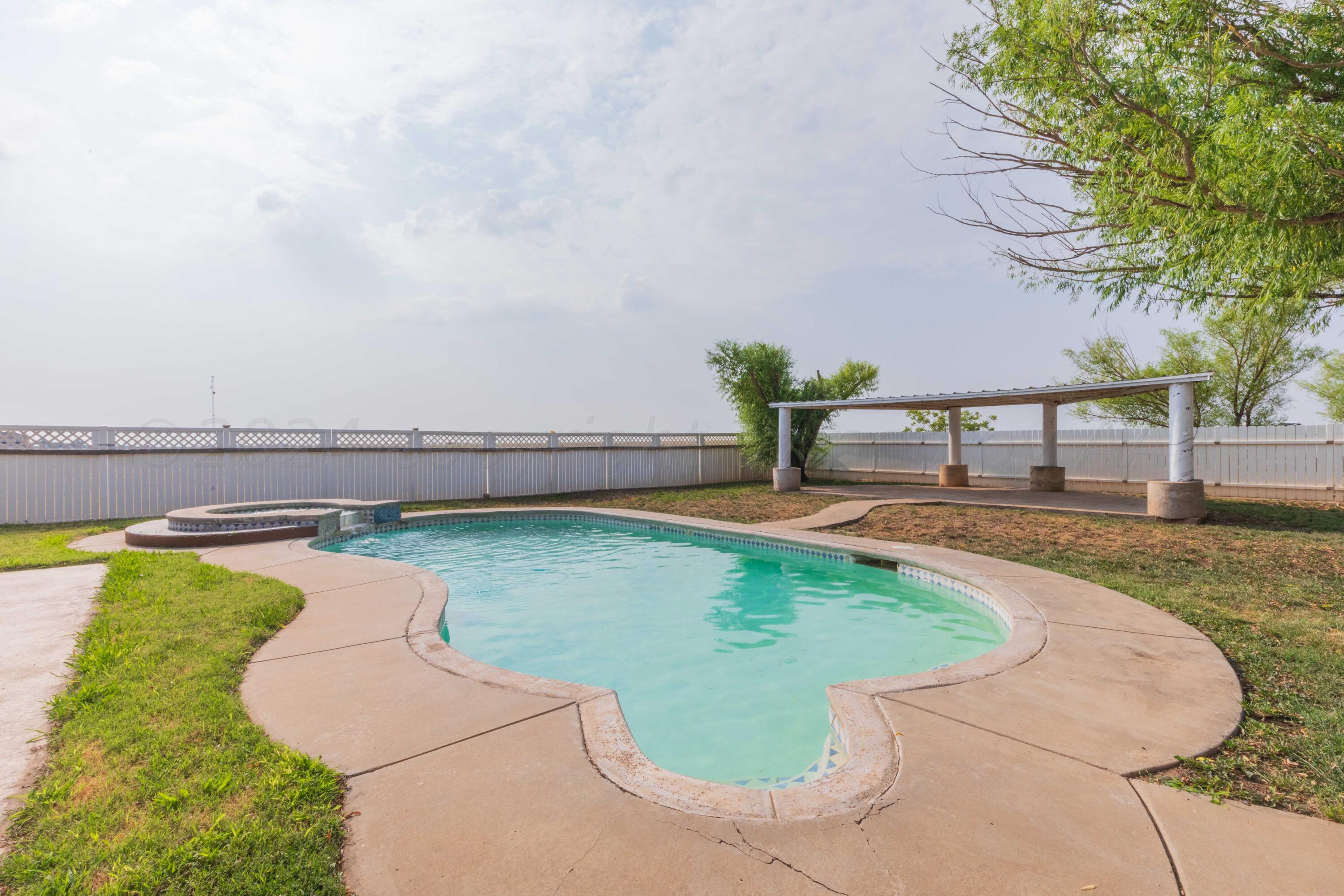 16510 Fm 2575 Property Photo 45
