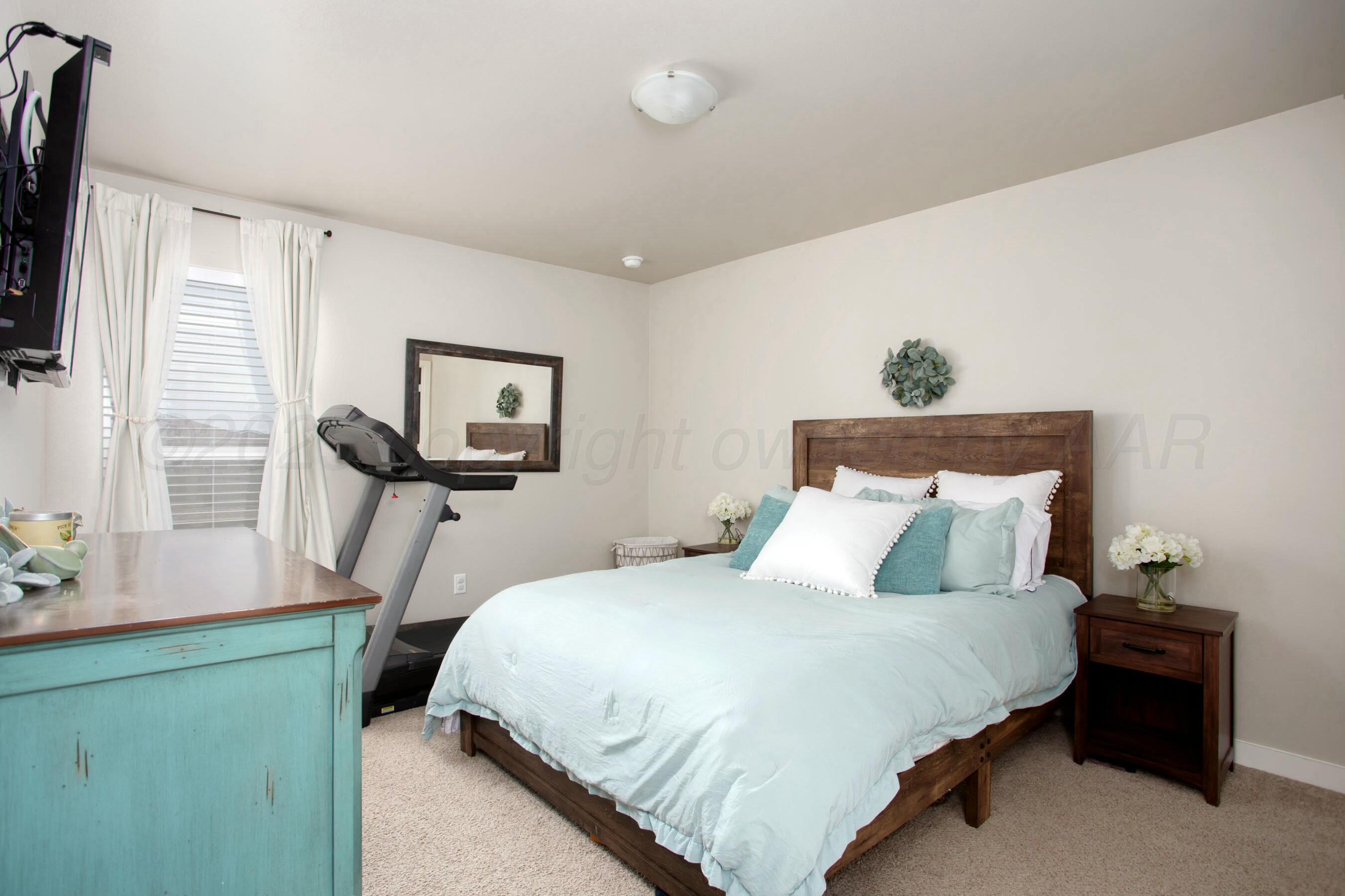 5008 Locker Street Property Photo 10