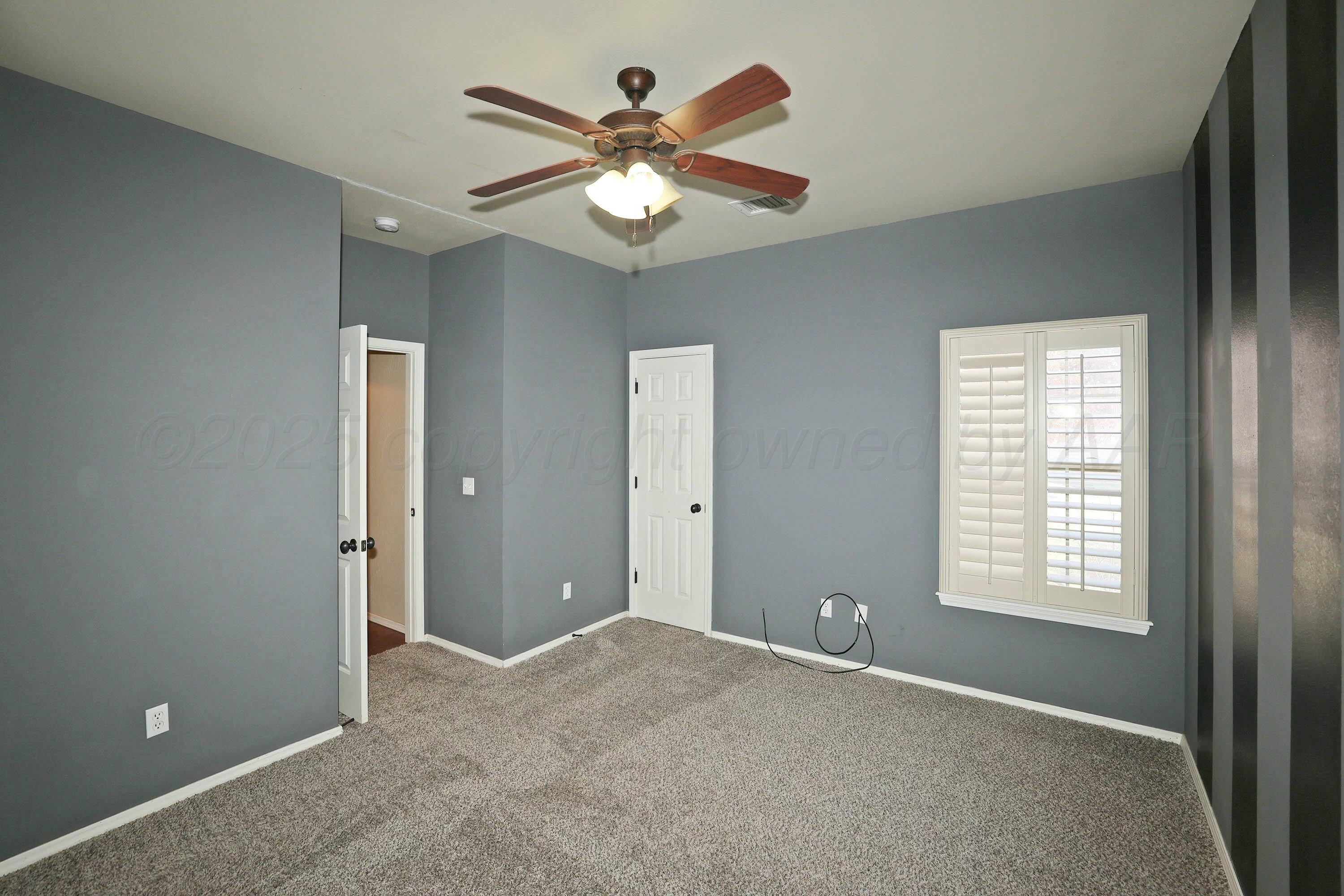 9200 Perry Avenue Property Photo 23
