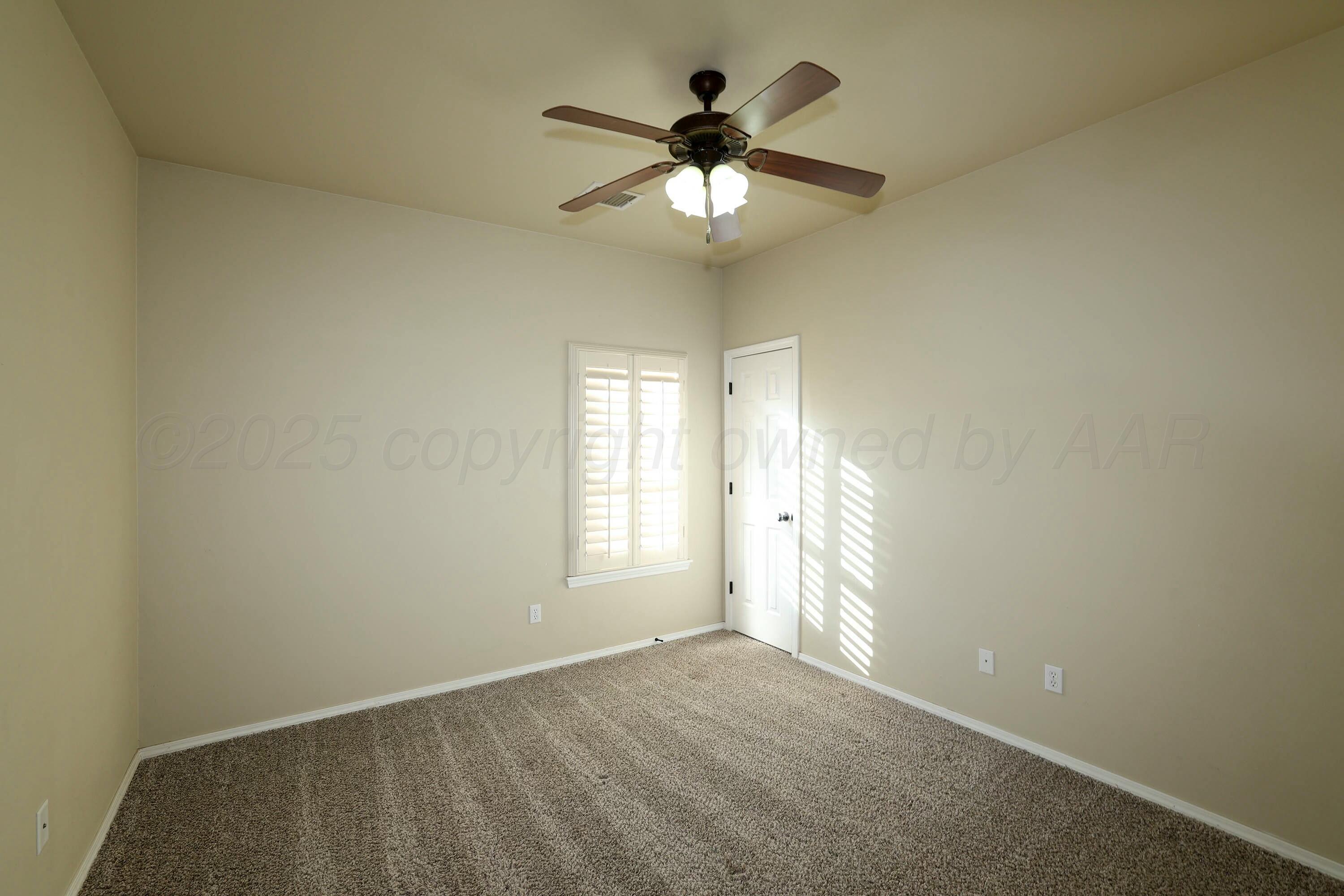 9200 Perry Avenue Property Photo 24