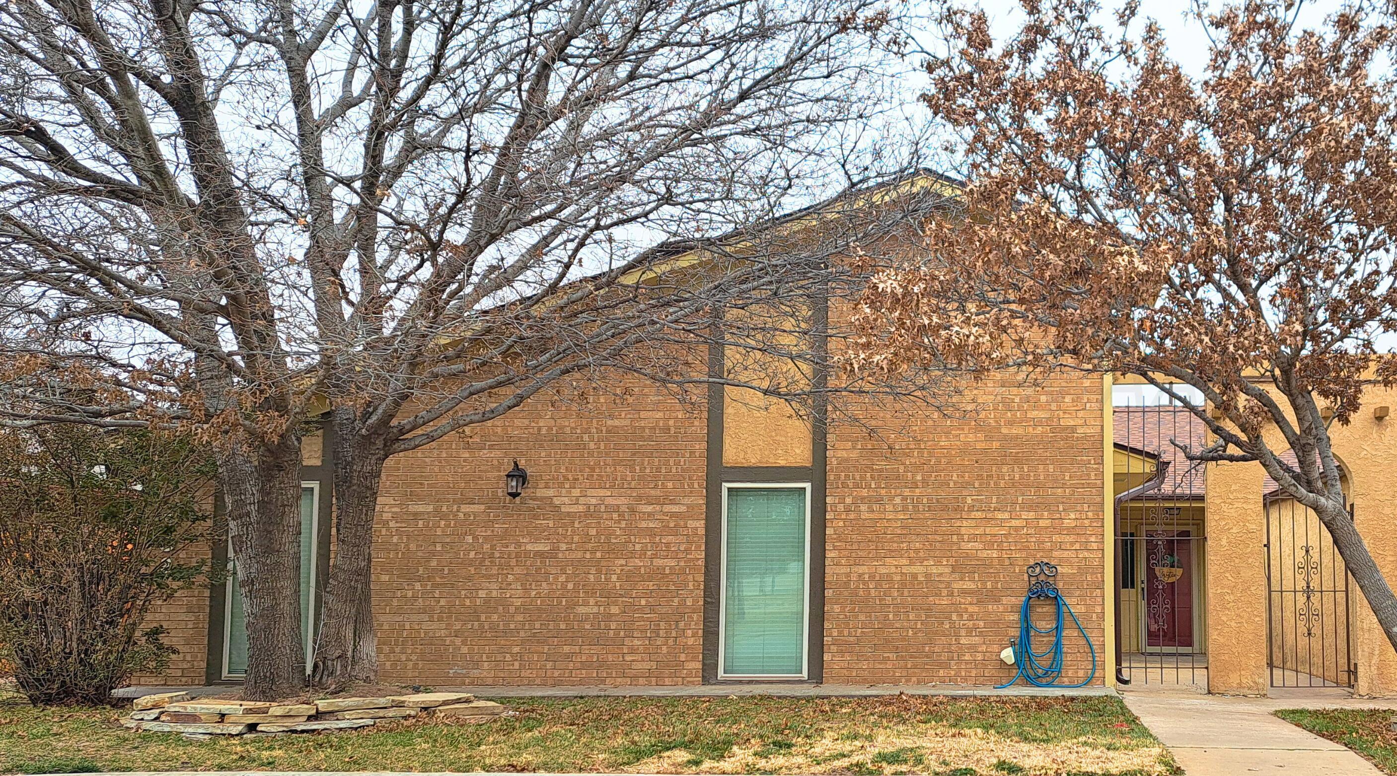 502 Carson Property Photo