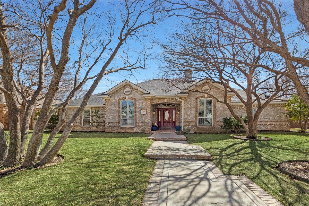 7405 Woodmont Drive Property Photo