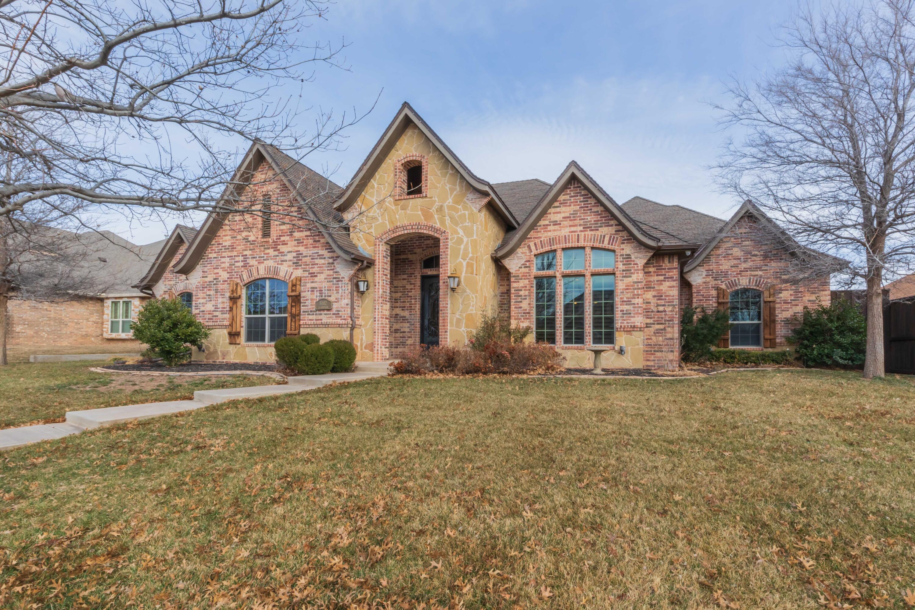 8002 Clearmeadow Drive Property Photo