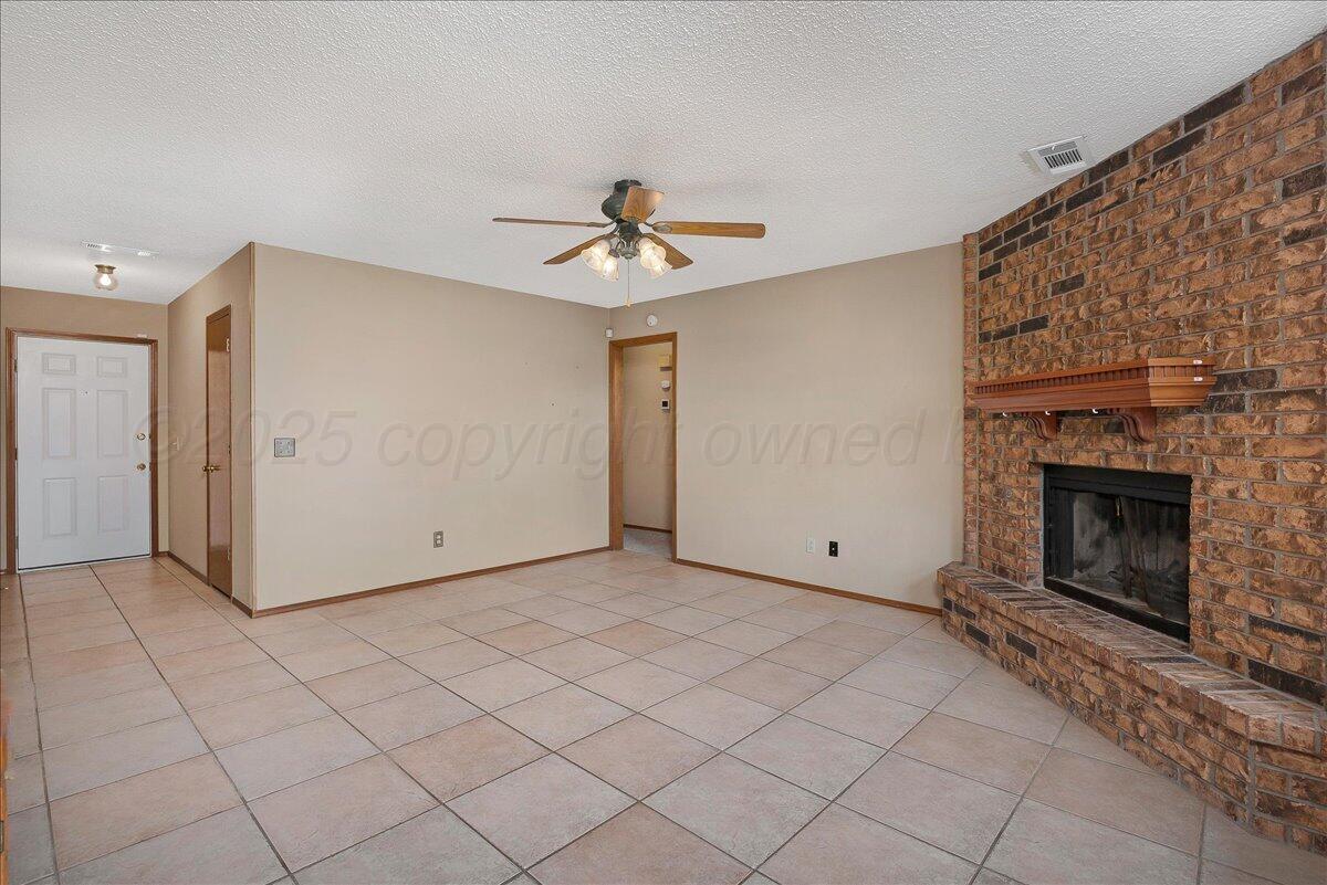 4211 Jamie Trail Property Photo 3