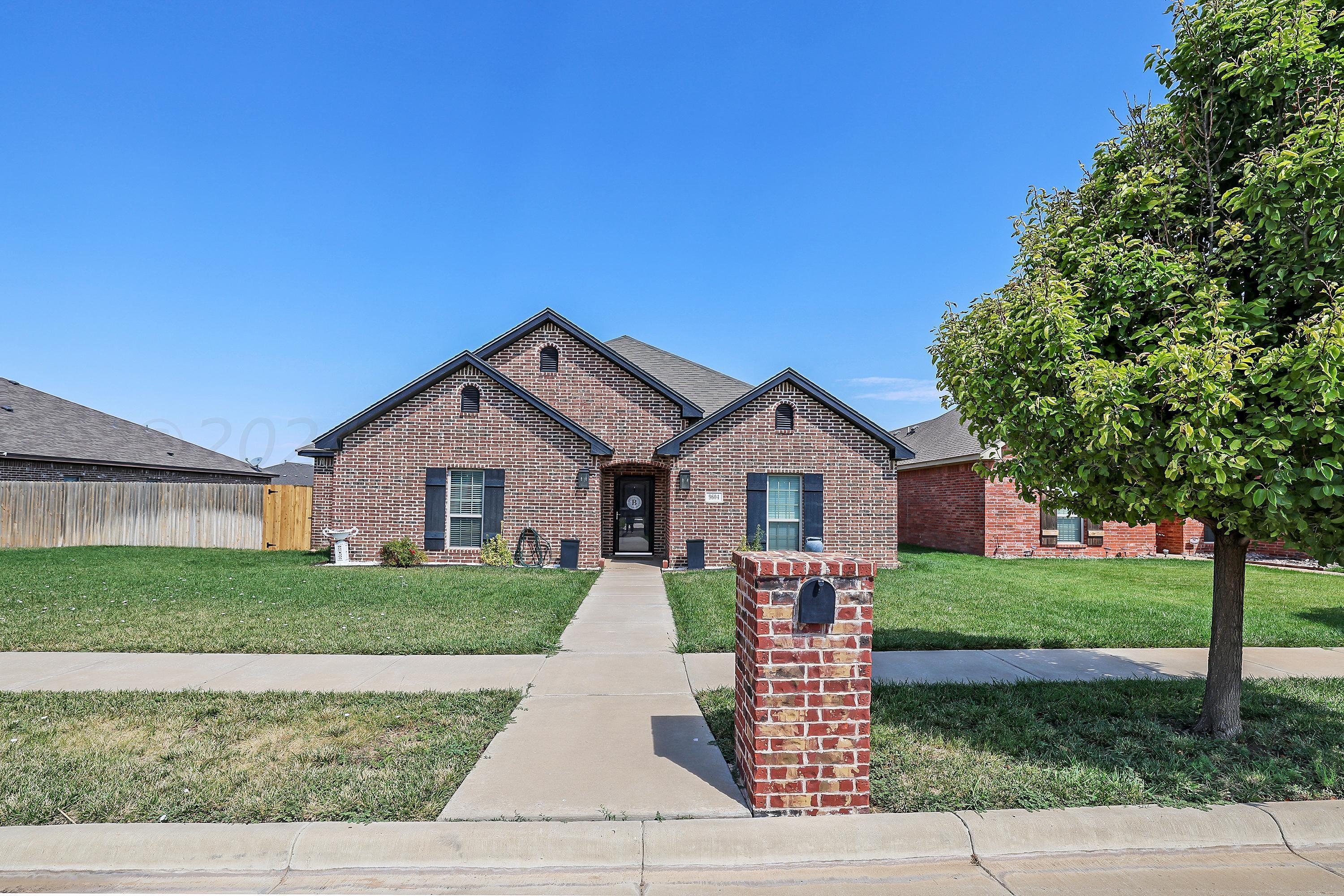 9604 Asher Avenue Property Photo