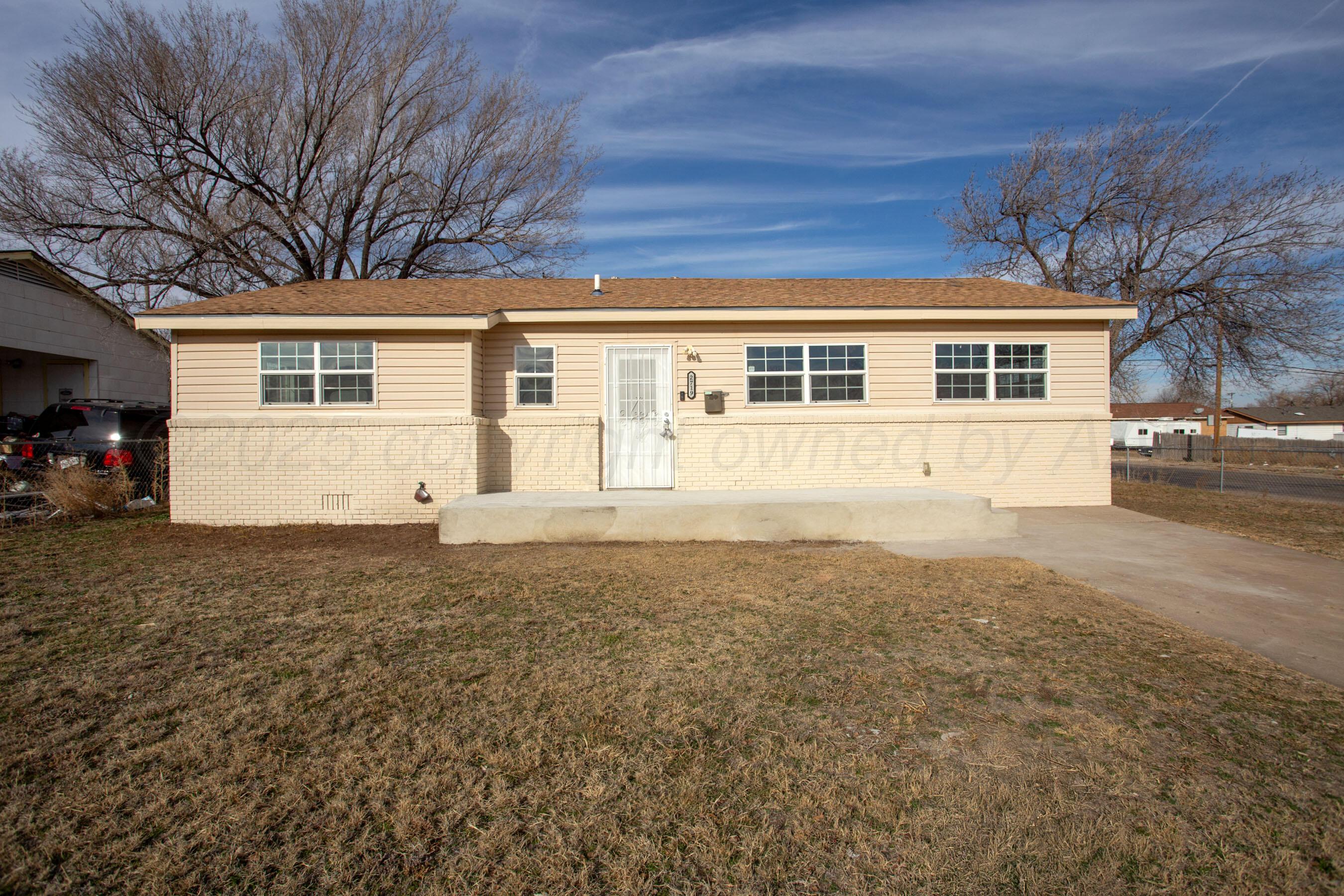 2719 Oak Drive Property Photo
