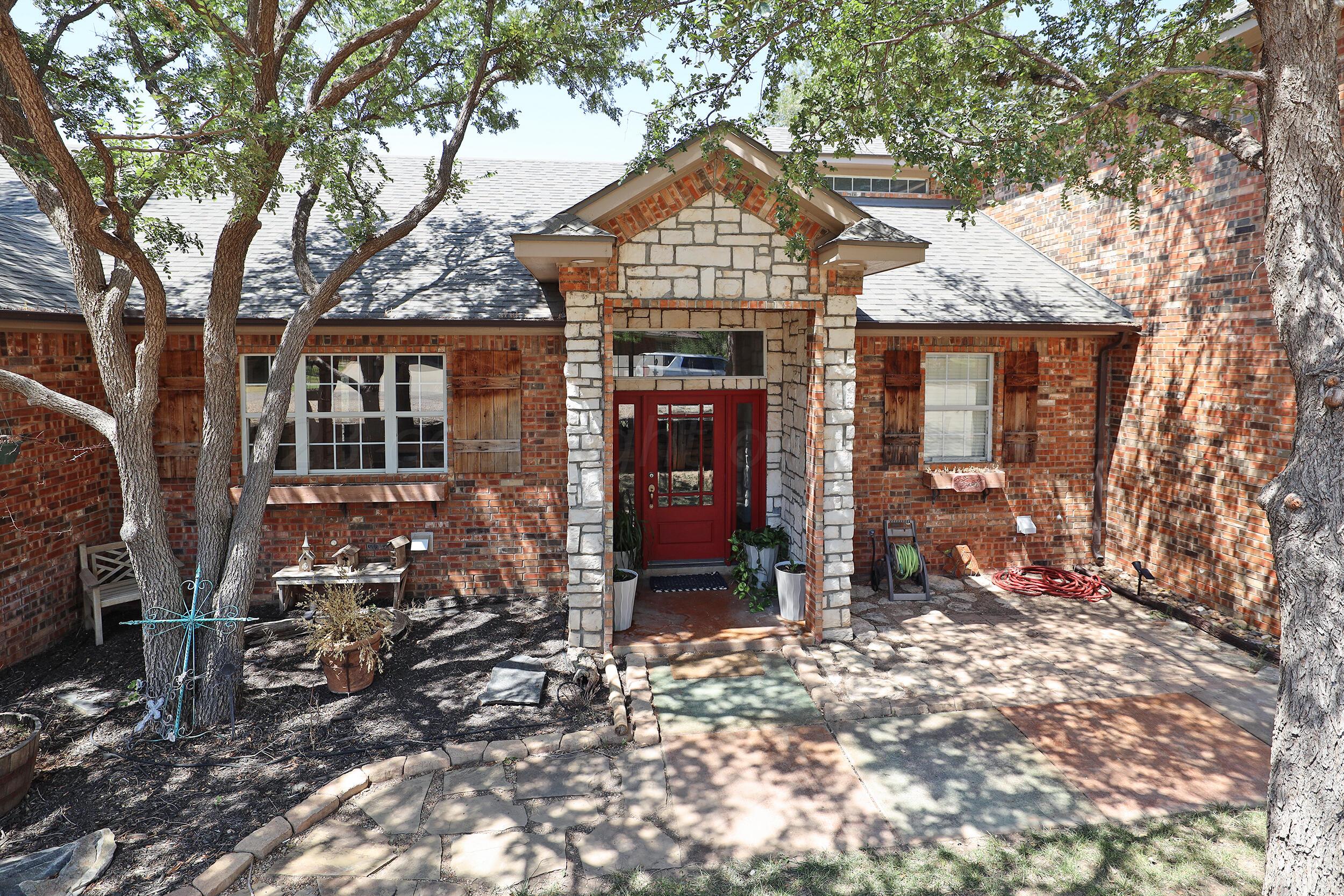 105 Circle View Drive Property Photo