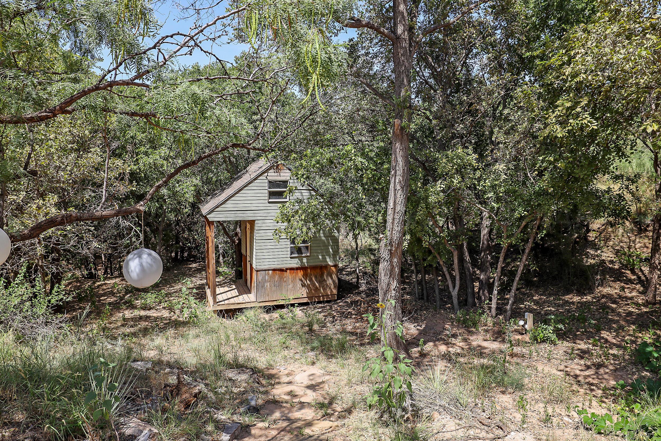 105 Circle View Drive Property Photo 38