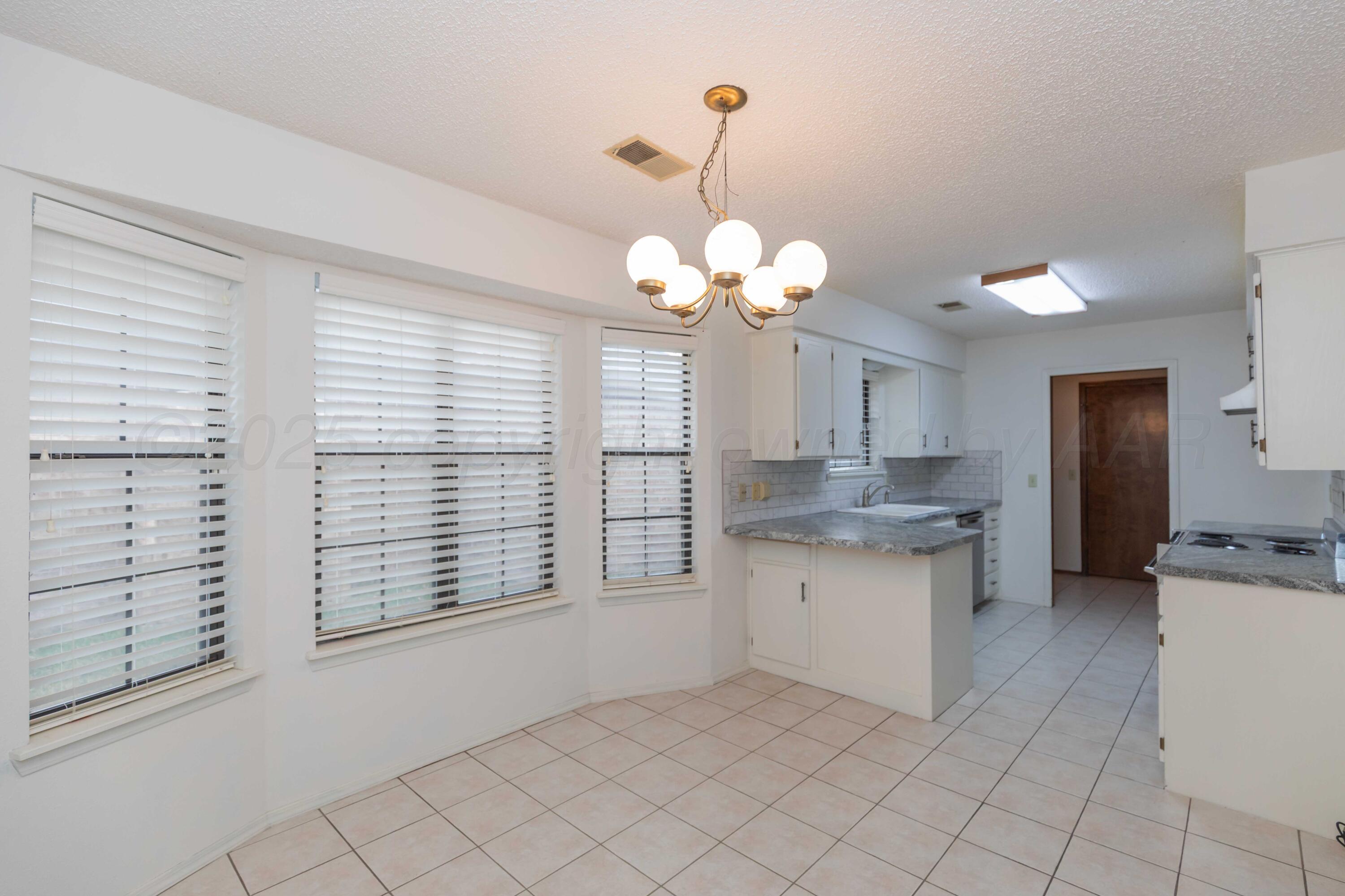 5903 Oakman Drive Property Photo 9
