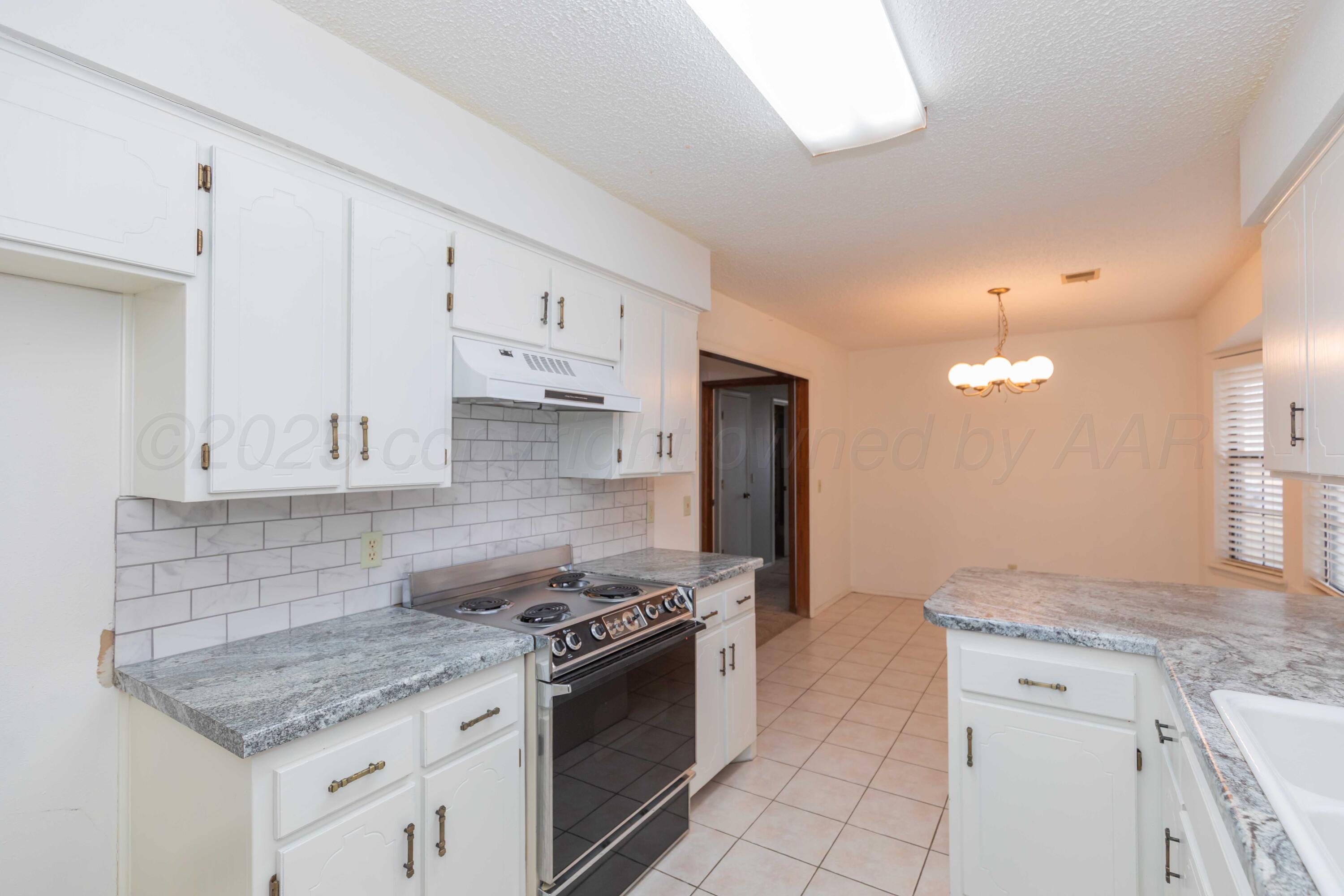 5903 Oakman Drive Property Photo 16