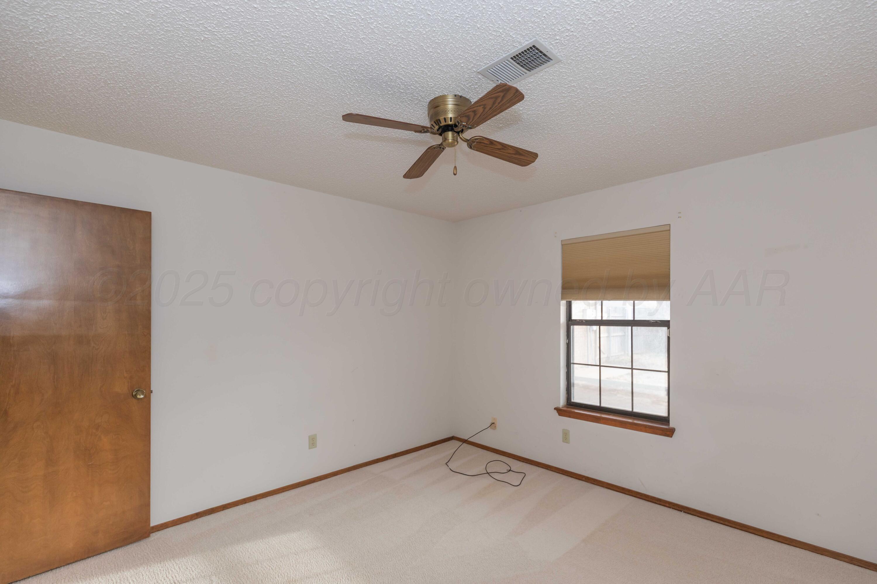 5903 Oakman Drive Property Photo 25