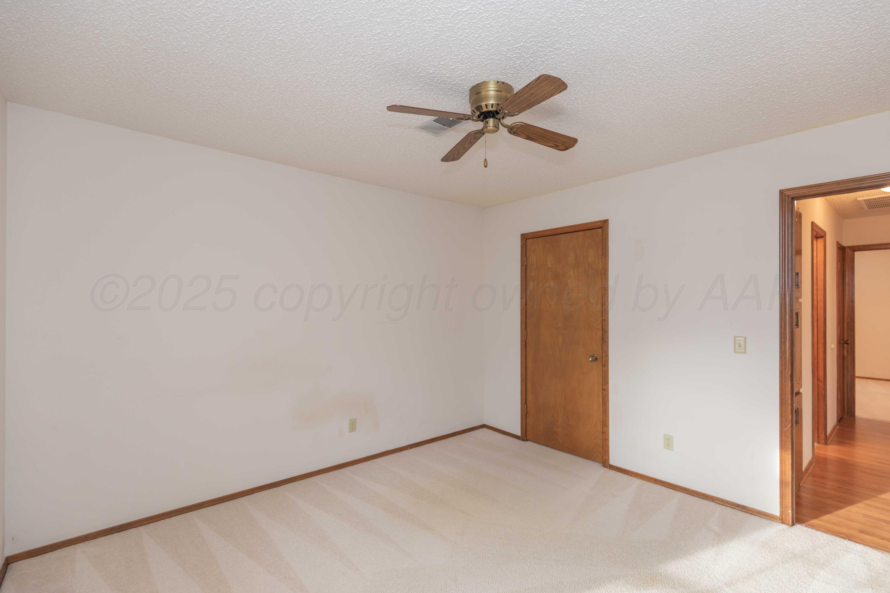 5903 Oakman Drive Property Photo 27