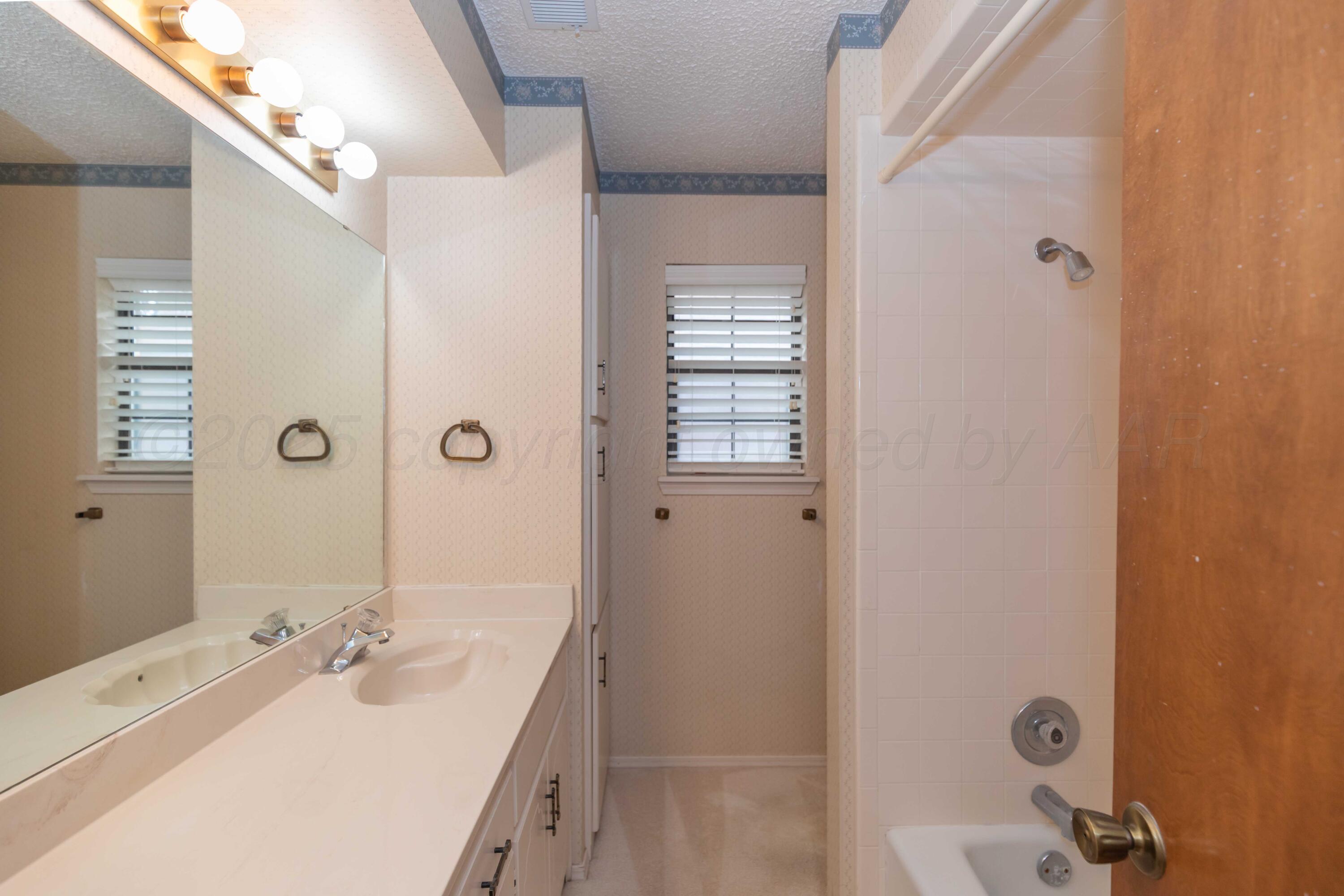 5903 Oakman Drive Property Photo 29